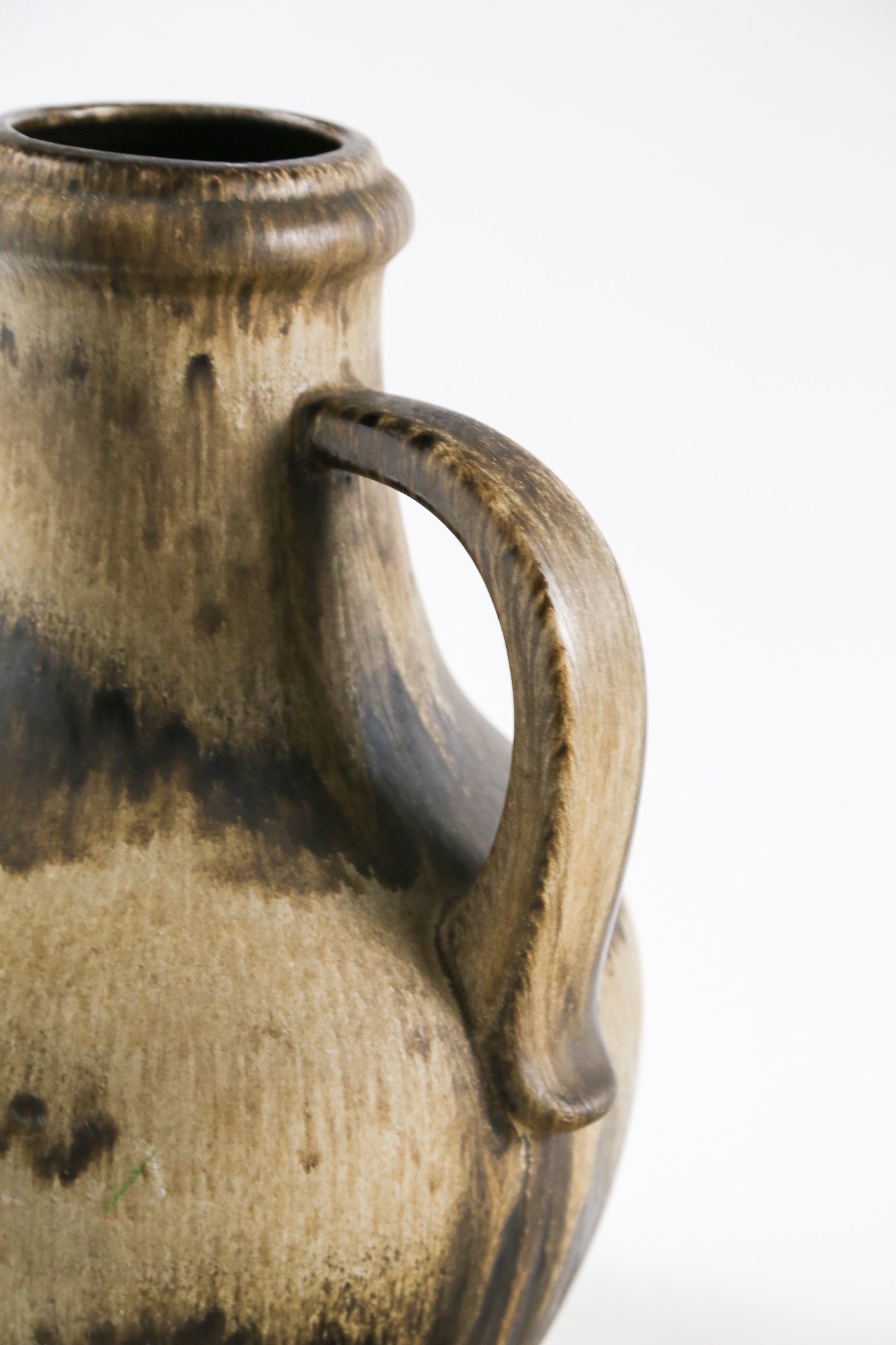 Handled Fat Lava Flower Vase / 取手付き ファットラバ 花器