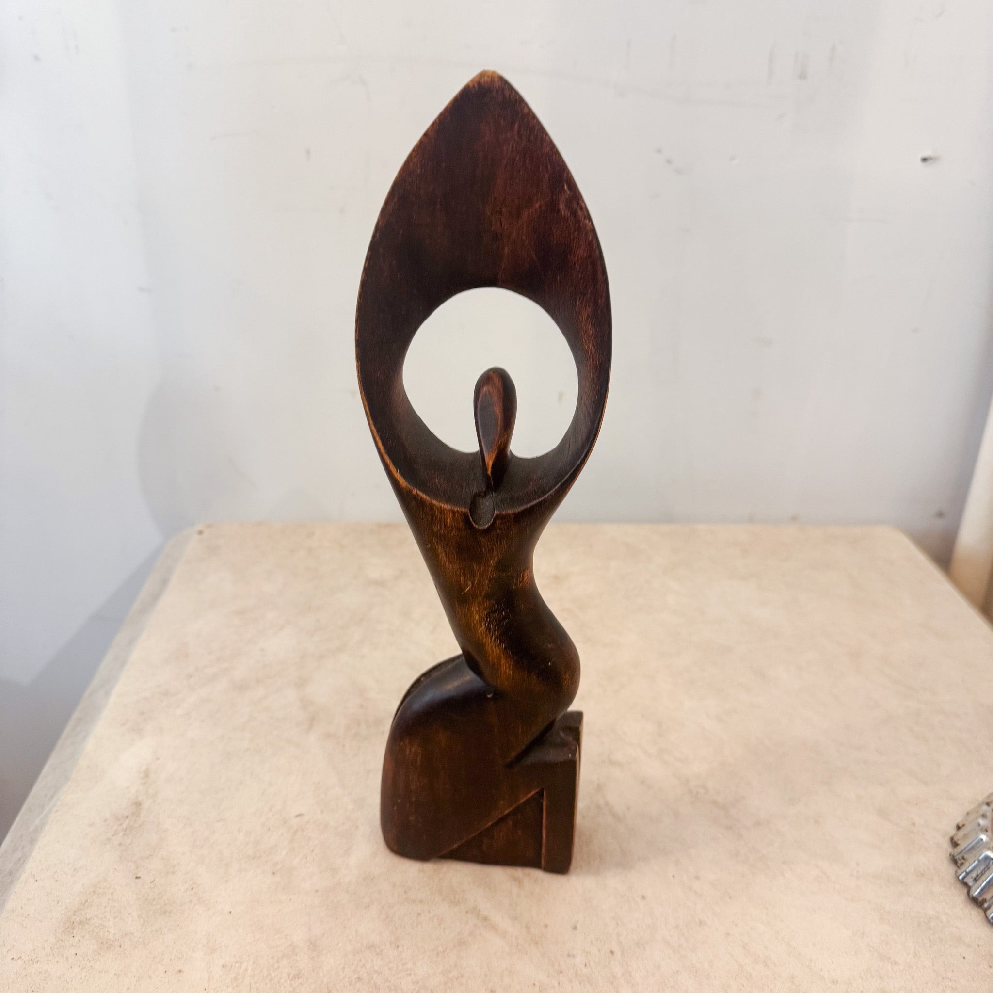 Abstract Wooden Object / 抽象的な木製置物