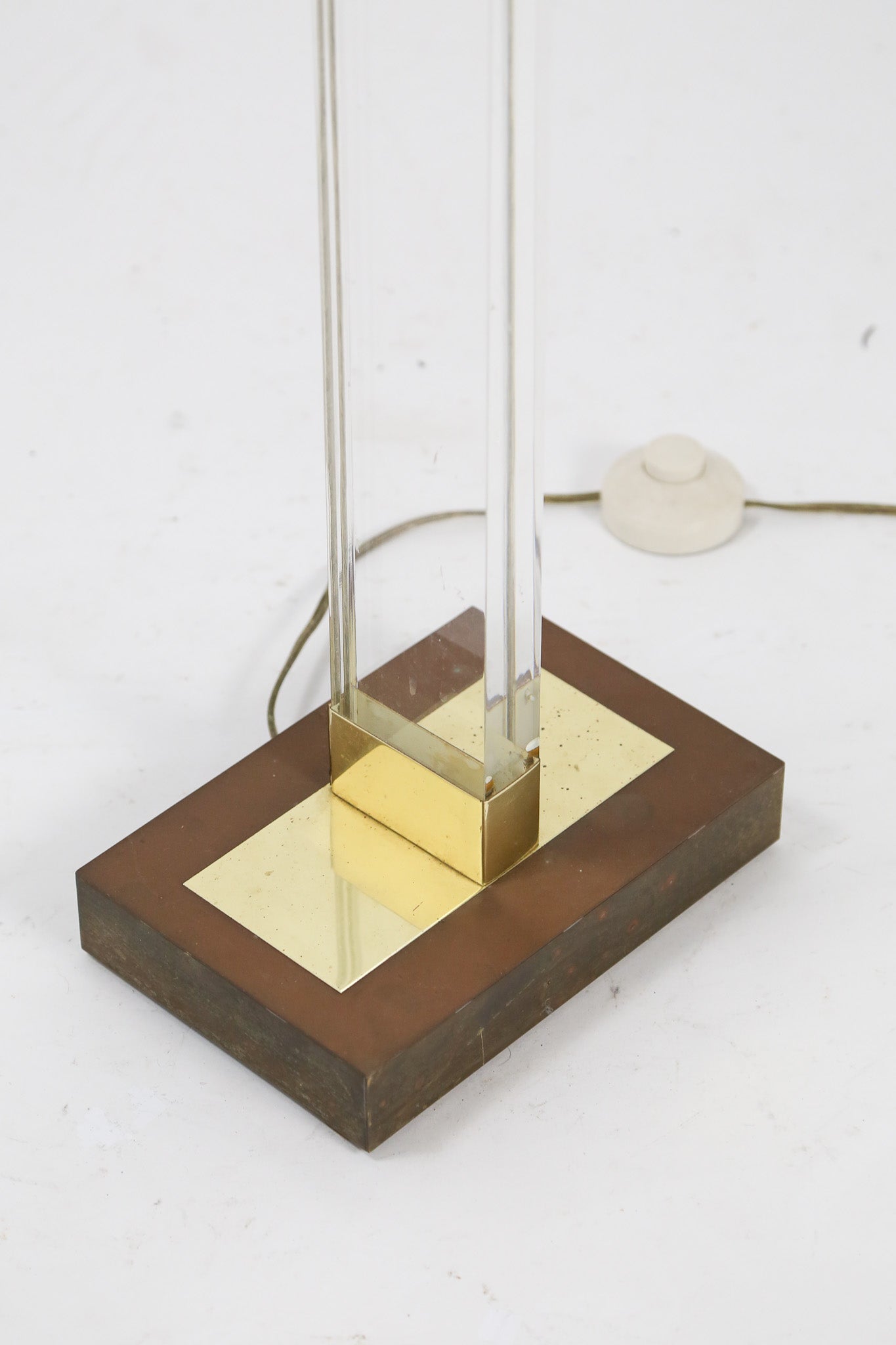 Lucite & Brass Floor Lamp / ルーサイト＆ブラス フロアランプ