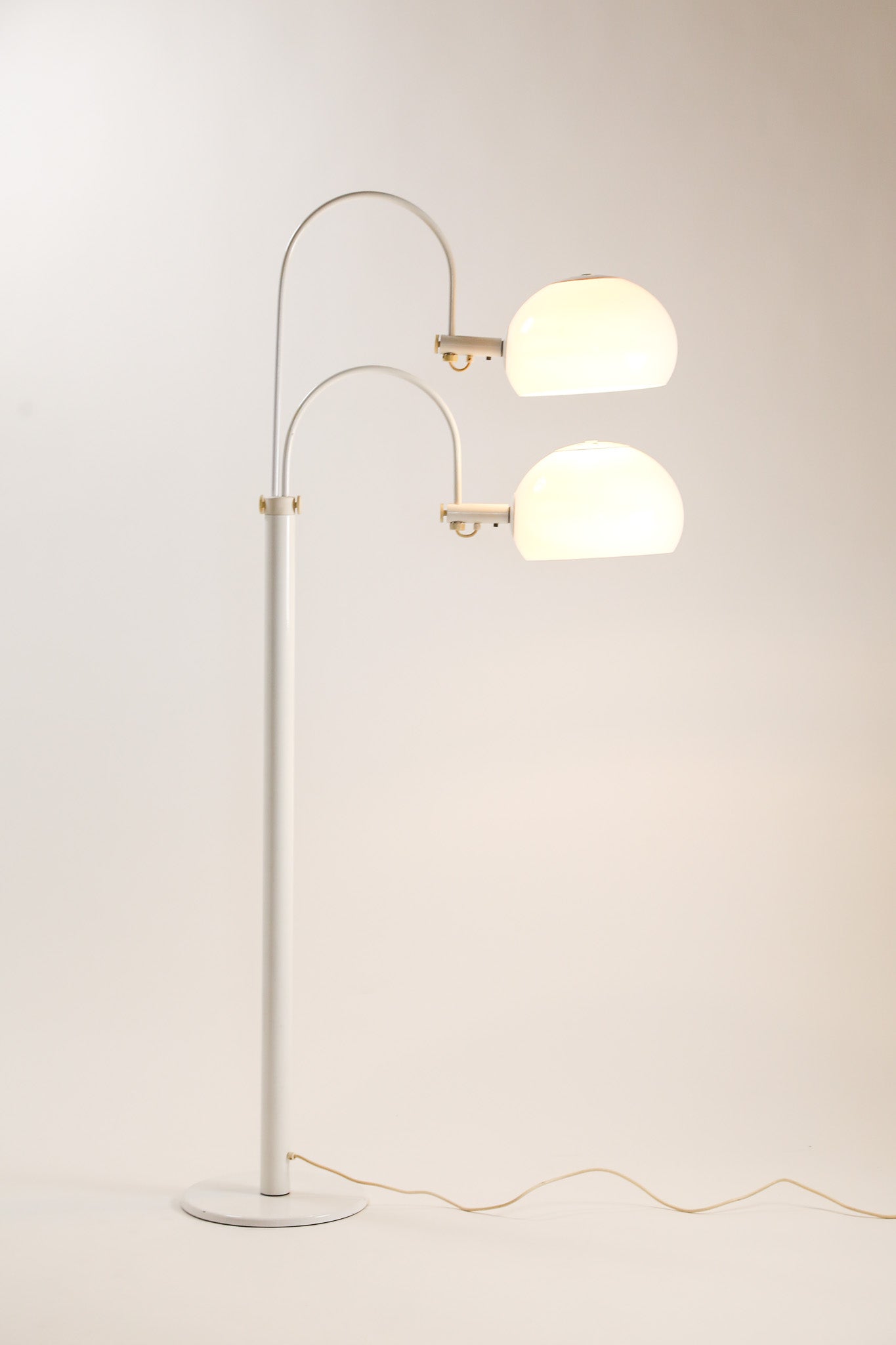 White 2-Light Floor Light / 白 2灯フロアライト