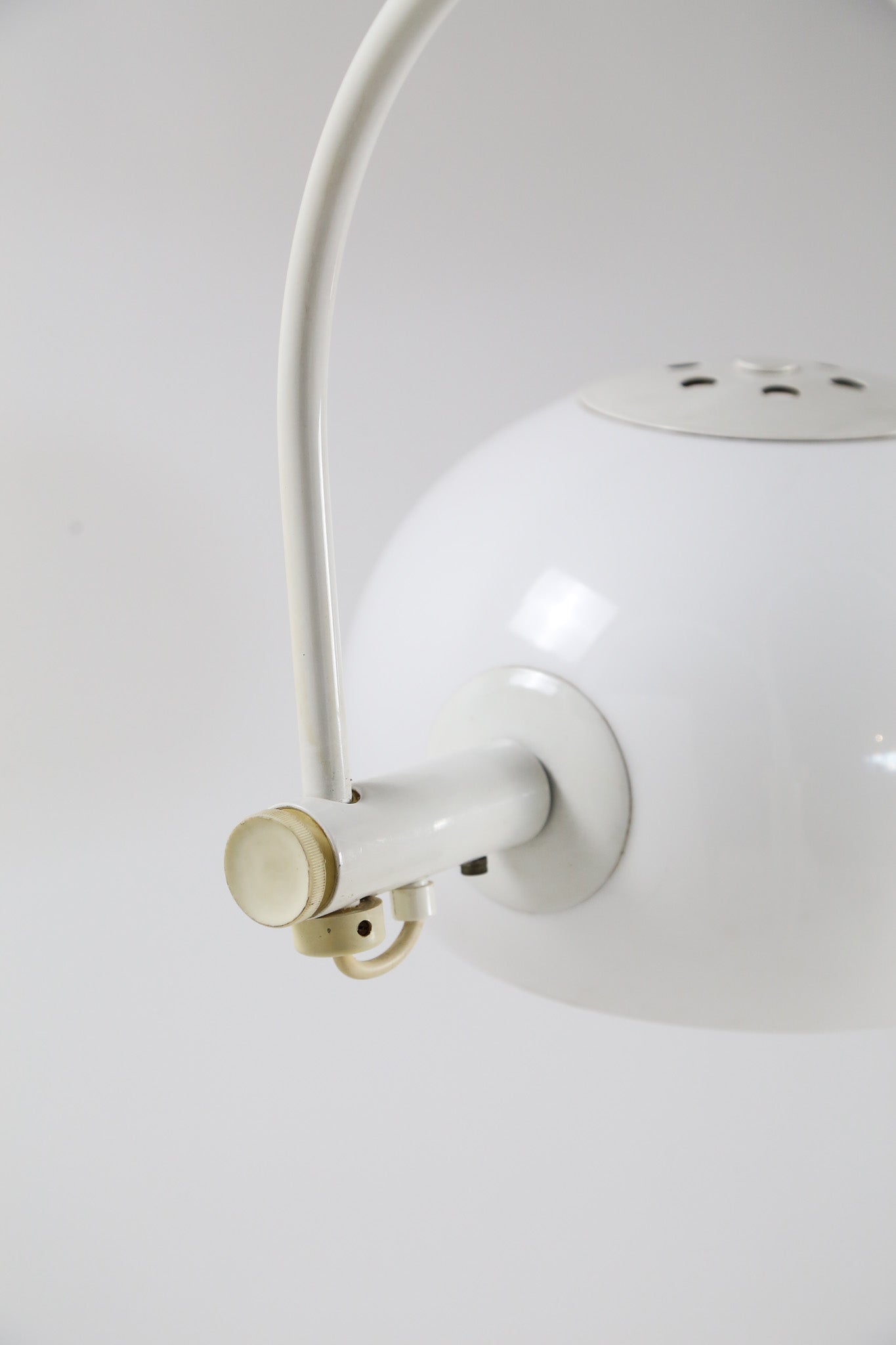 White 2-Light Floor Light / 白 2灯フロアライト