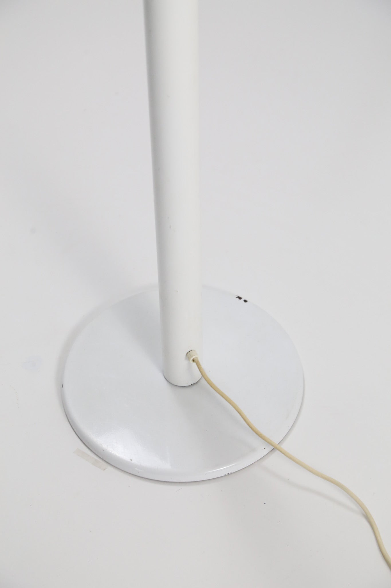 White 2-Light Floor Light / 白 2灯フロアライト