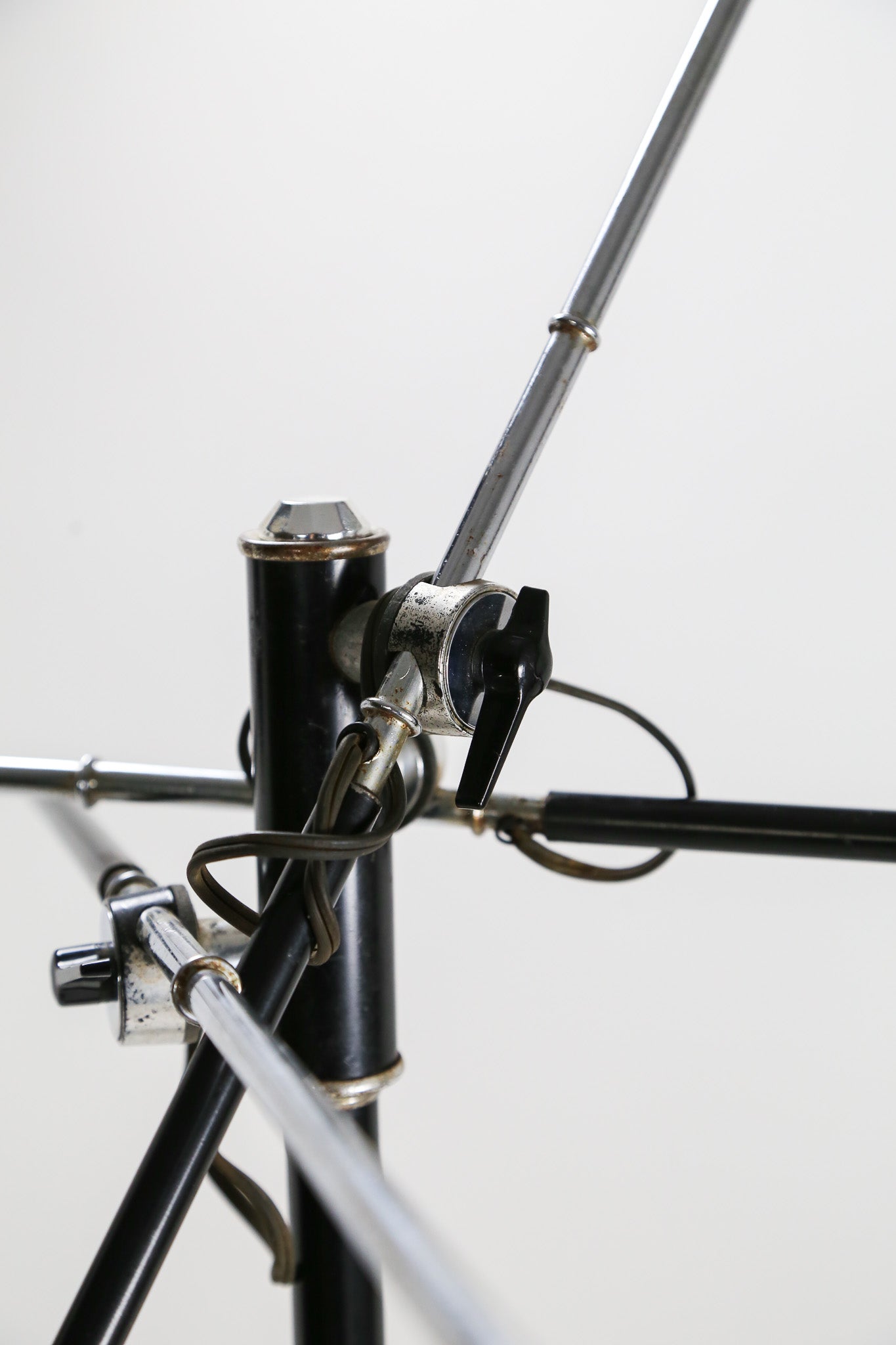 Black 3-Light Floor Lamp /  3灯フロアライト ブラック