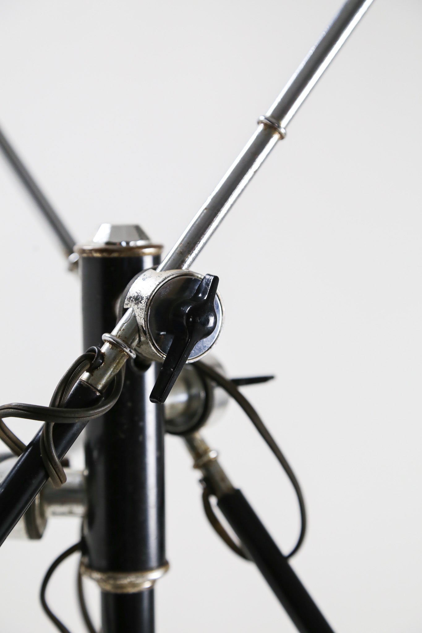 Black 3-Light Floor Lamp /  3灯フロアライト ブラック