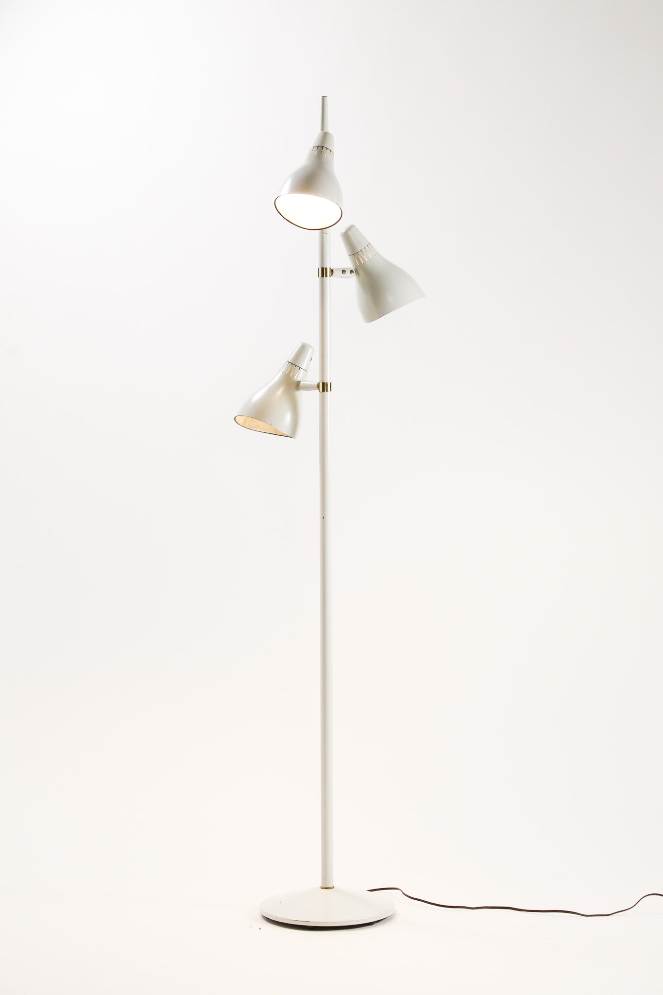 3-Light Adjustable Floor Light (Gray) / グレー 3灯フロアライト