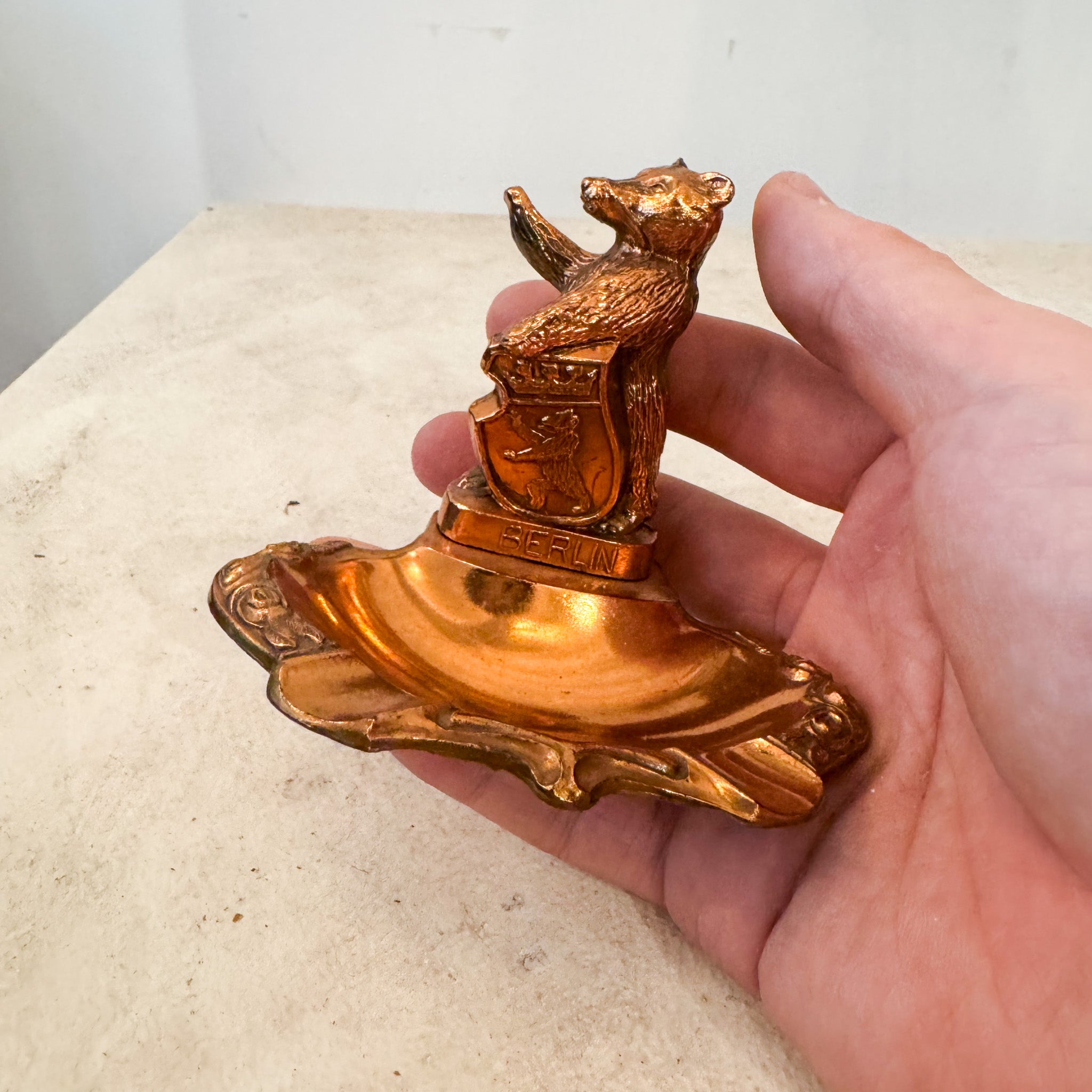 Bear Ash Tray / クマの灰皿