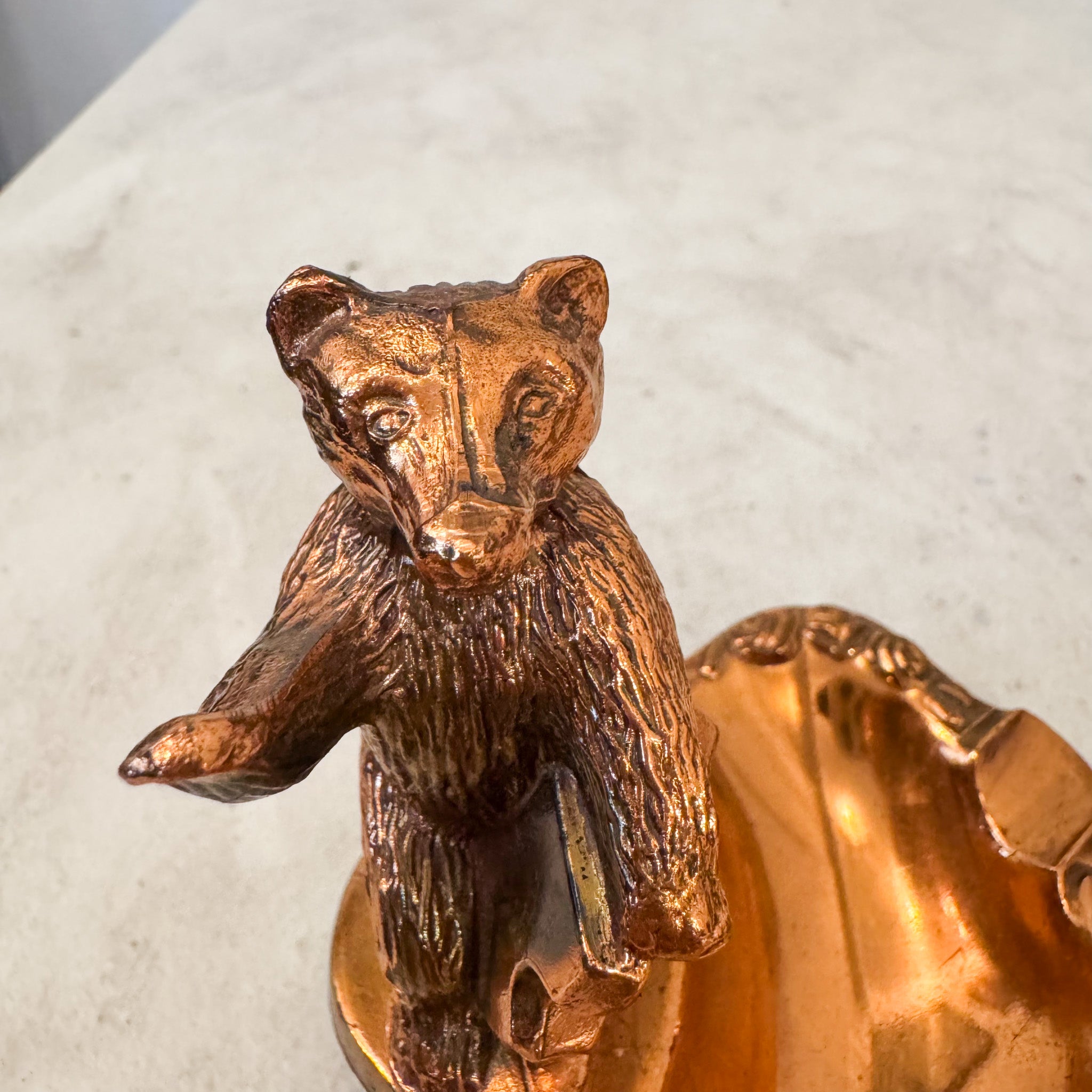 Bear Ash Tray / クマの灰皿