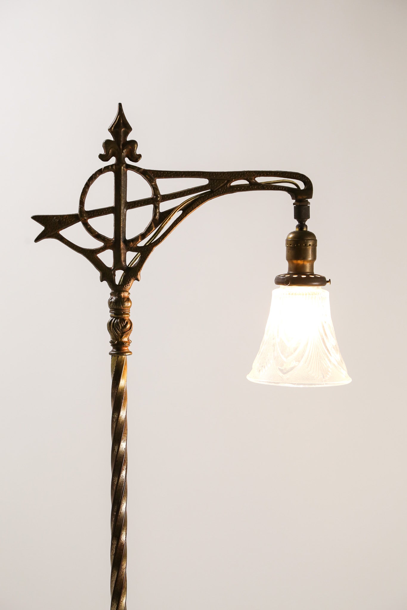 Glass Shade Iron Floor Light / ガラスシェード アイアンフロアライト