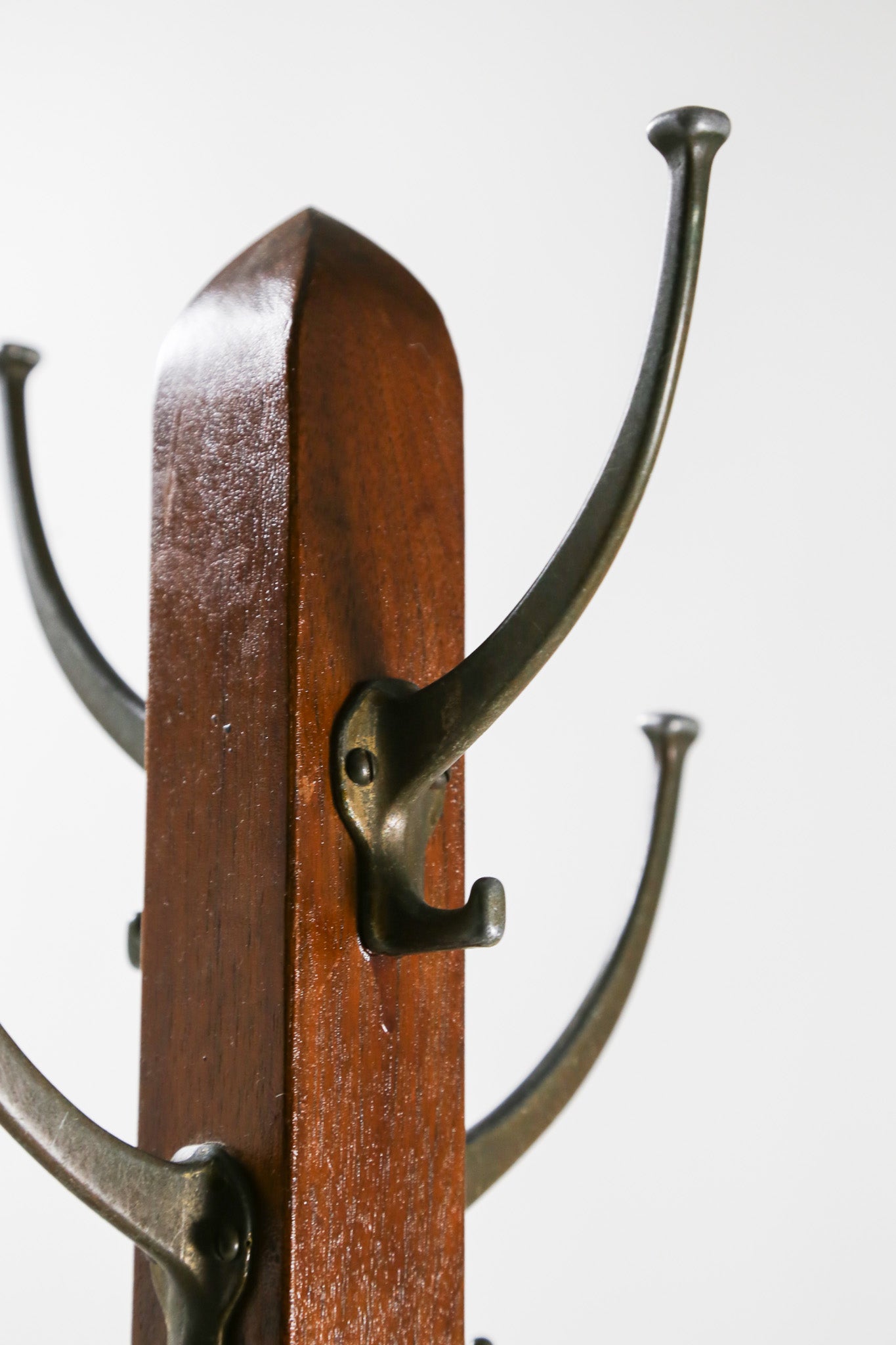 Wooden Coat Rack / 木製コートラック