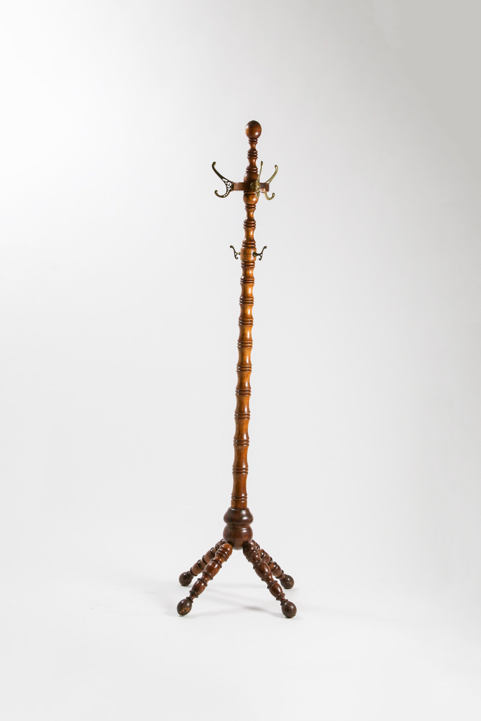 Wooden Coat Rack / 木製コートラック