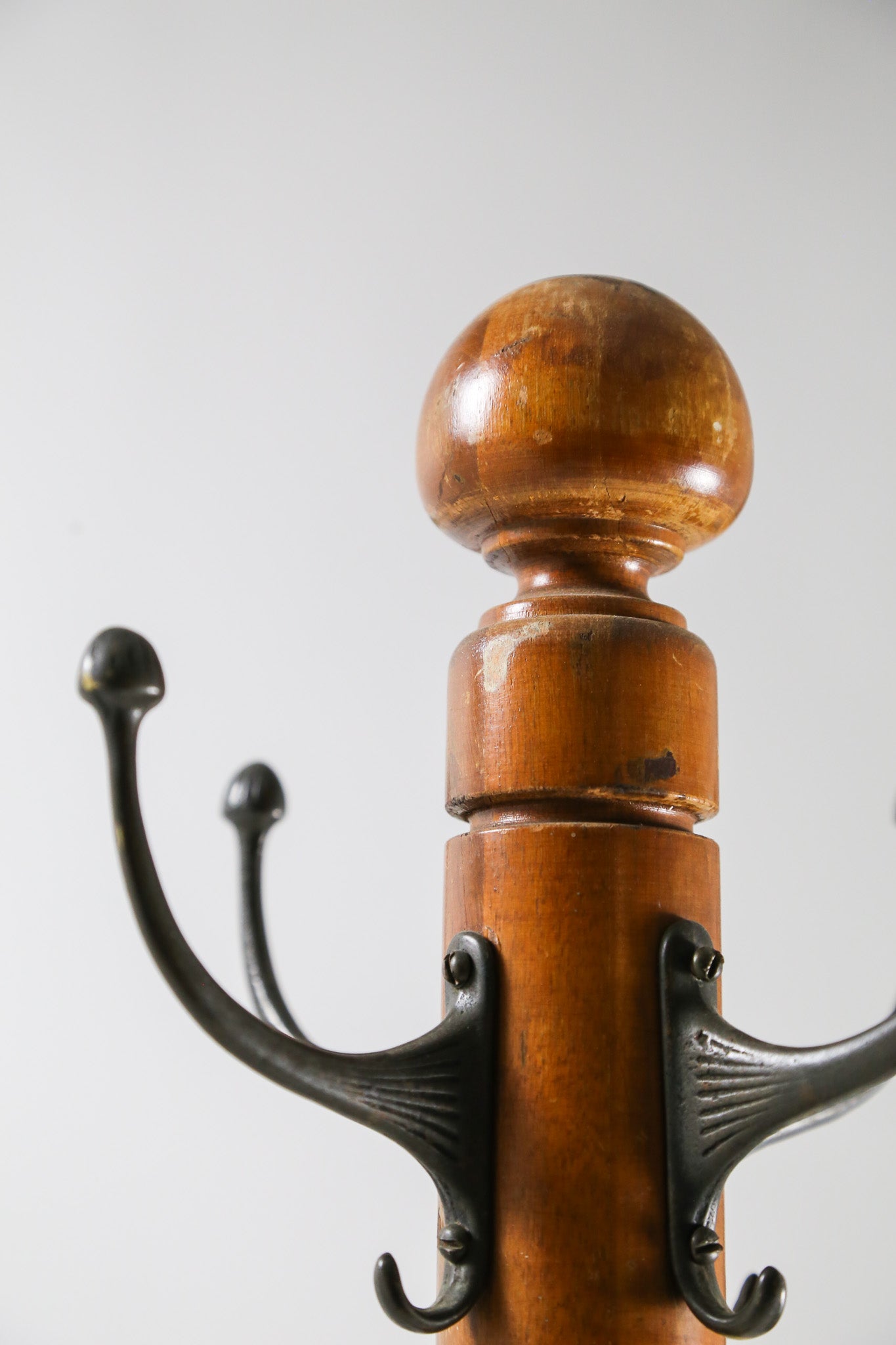 Wooden Coat Rack / 木製コートラック