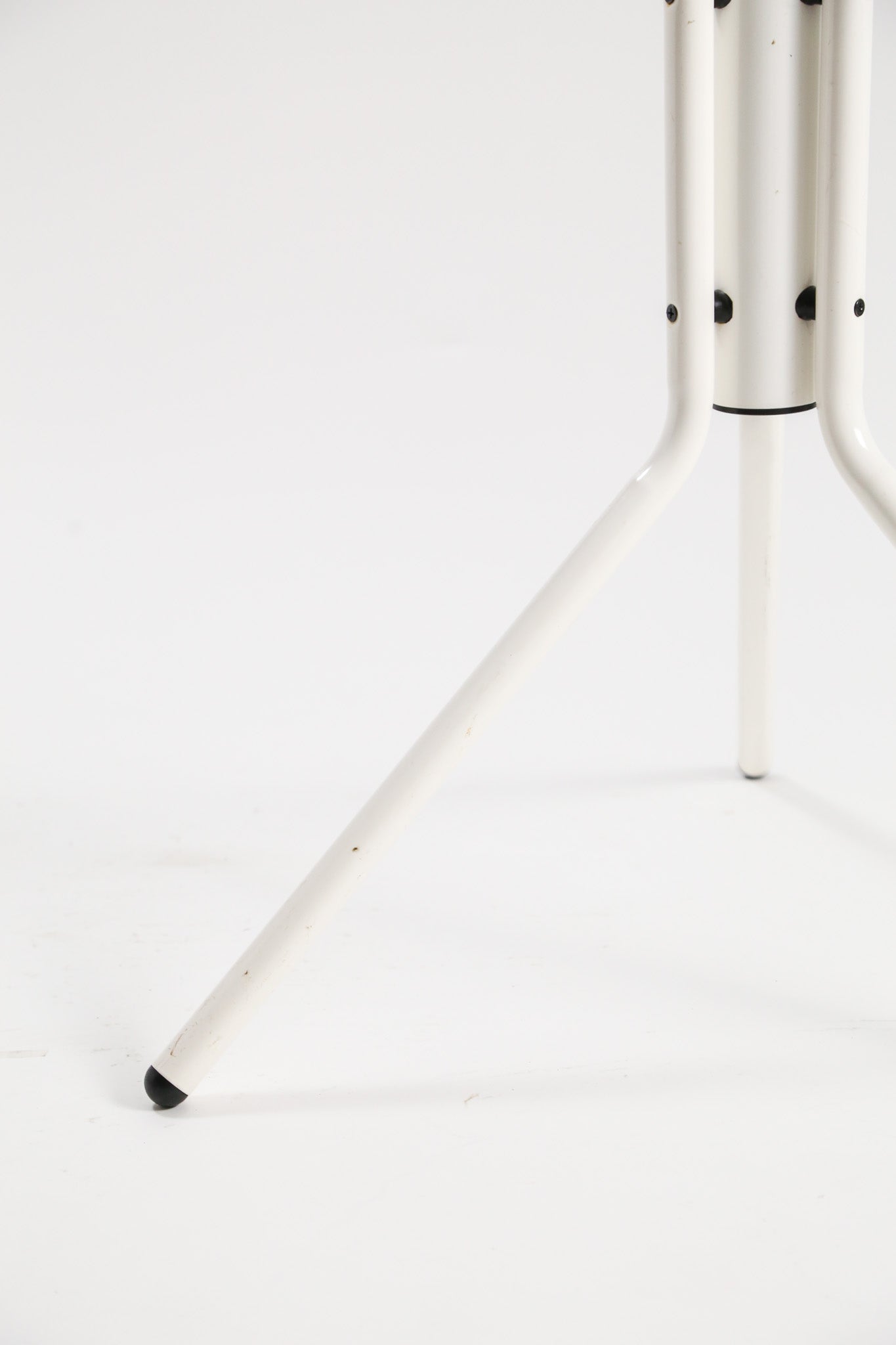 White & Black Sphere Pole Rack / 白×黒球体 ポールラック