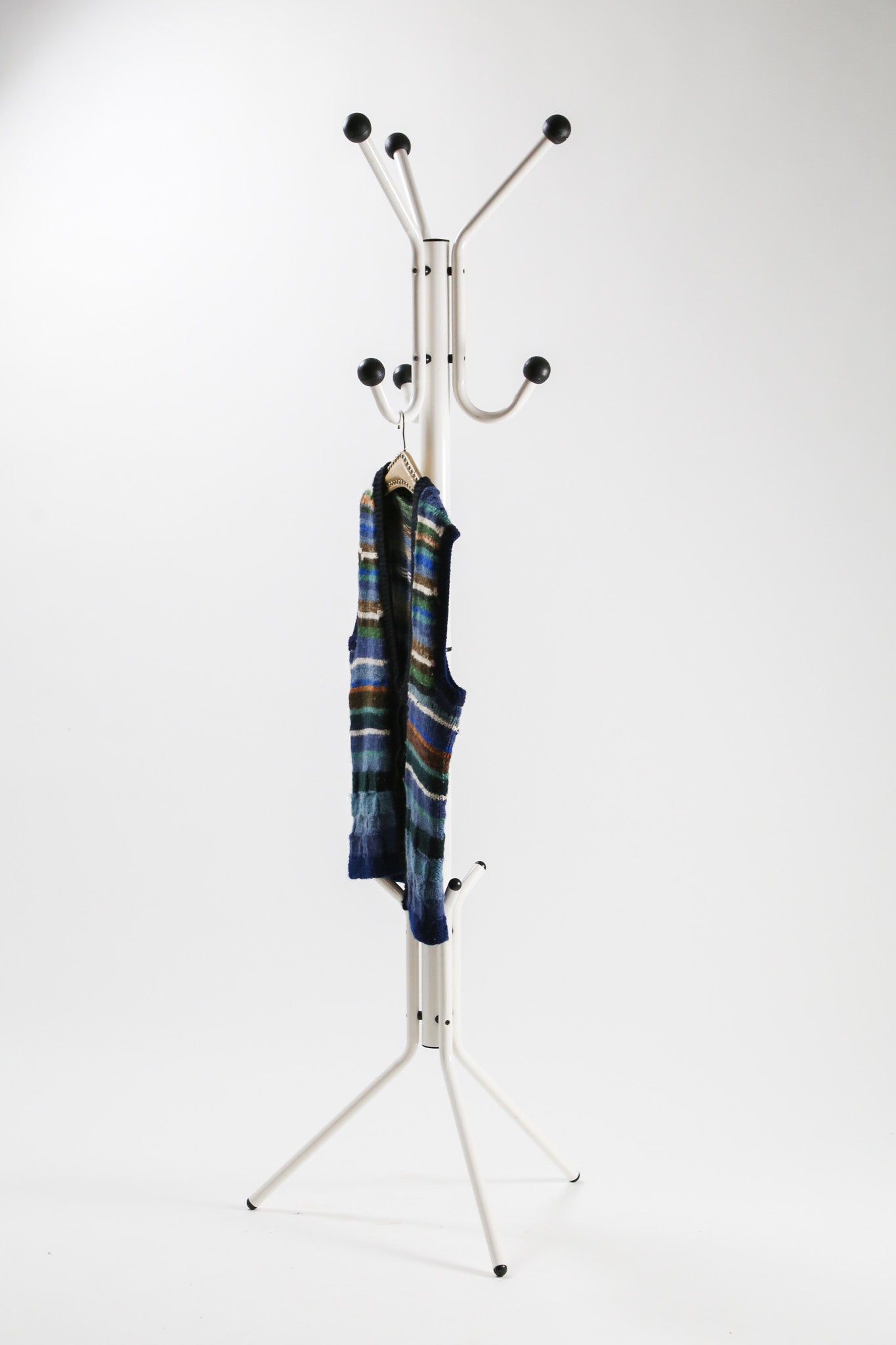 White & Black Sphere Pole Rack / 白×黒球体 ポールラック