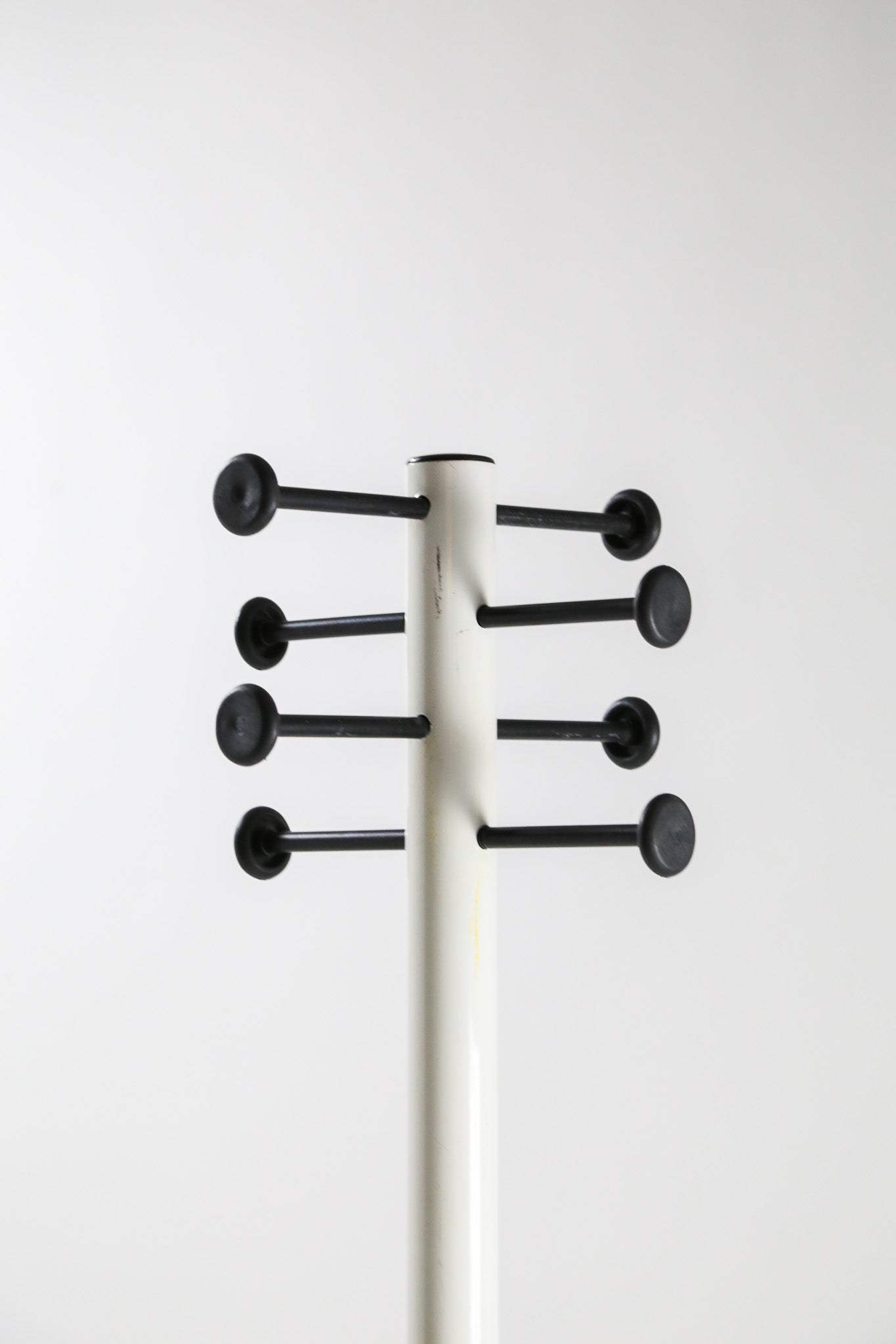 Black & White Hook Pole Rack / 白×黒フック ポールラック