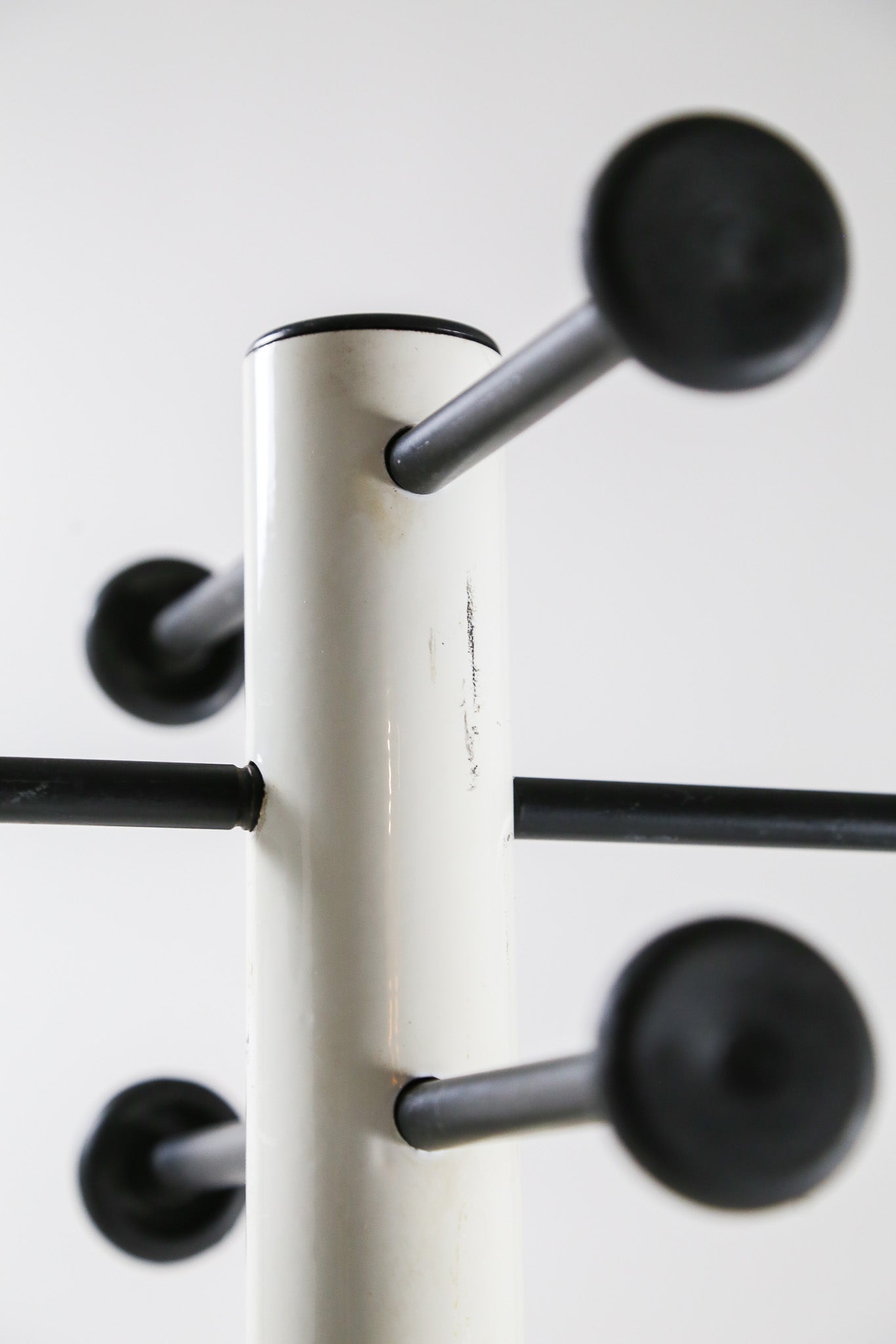 Black & White Hook Pole Rack / 白×黒フック ポールラック