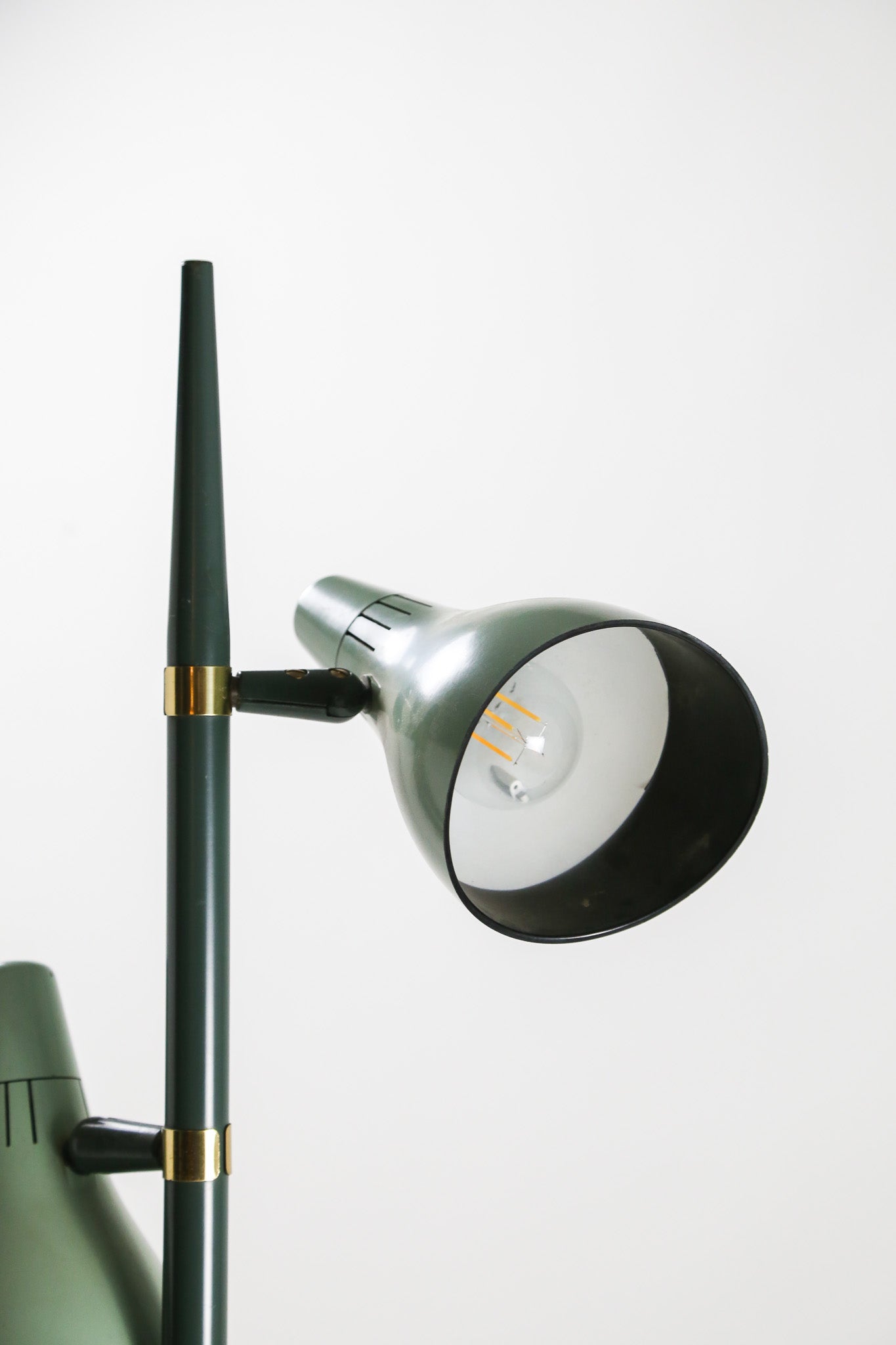 Green 3-Lamp Floor Light / グリーン 3灯フロアライト