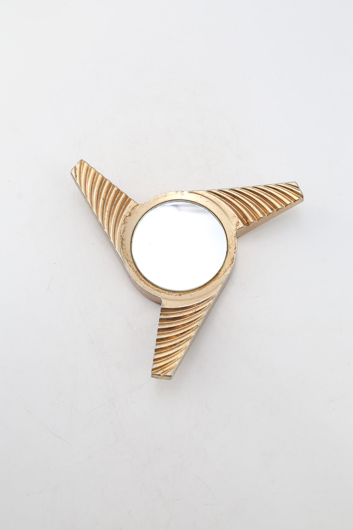 3-Spoke Wheel Spinner Cap with Mirror / 3スポーク ミラー付き ホイールスピンナーキャップ