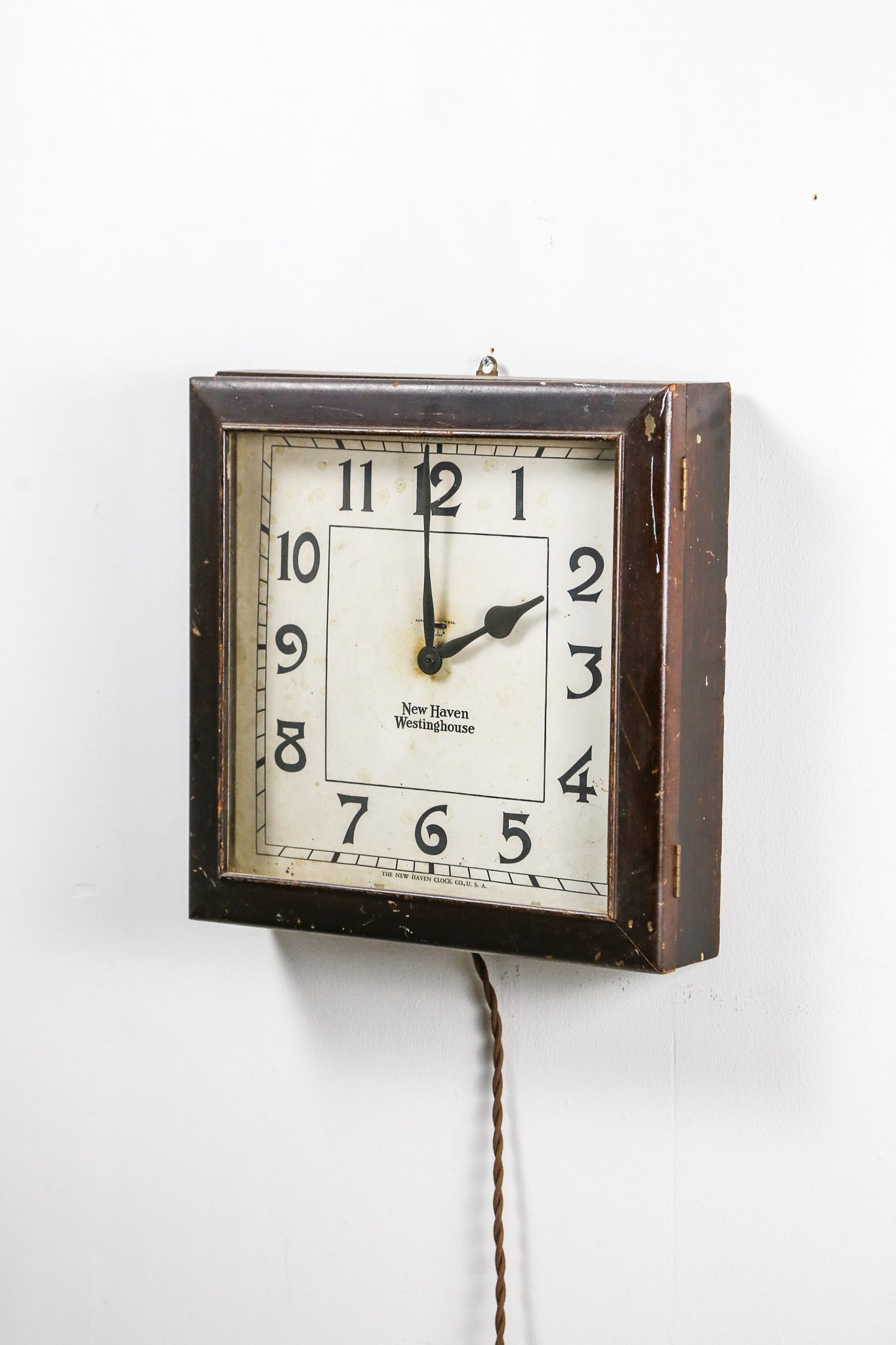 Vintage Square Wall Clock / ビンテージ 掛け時計