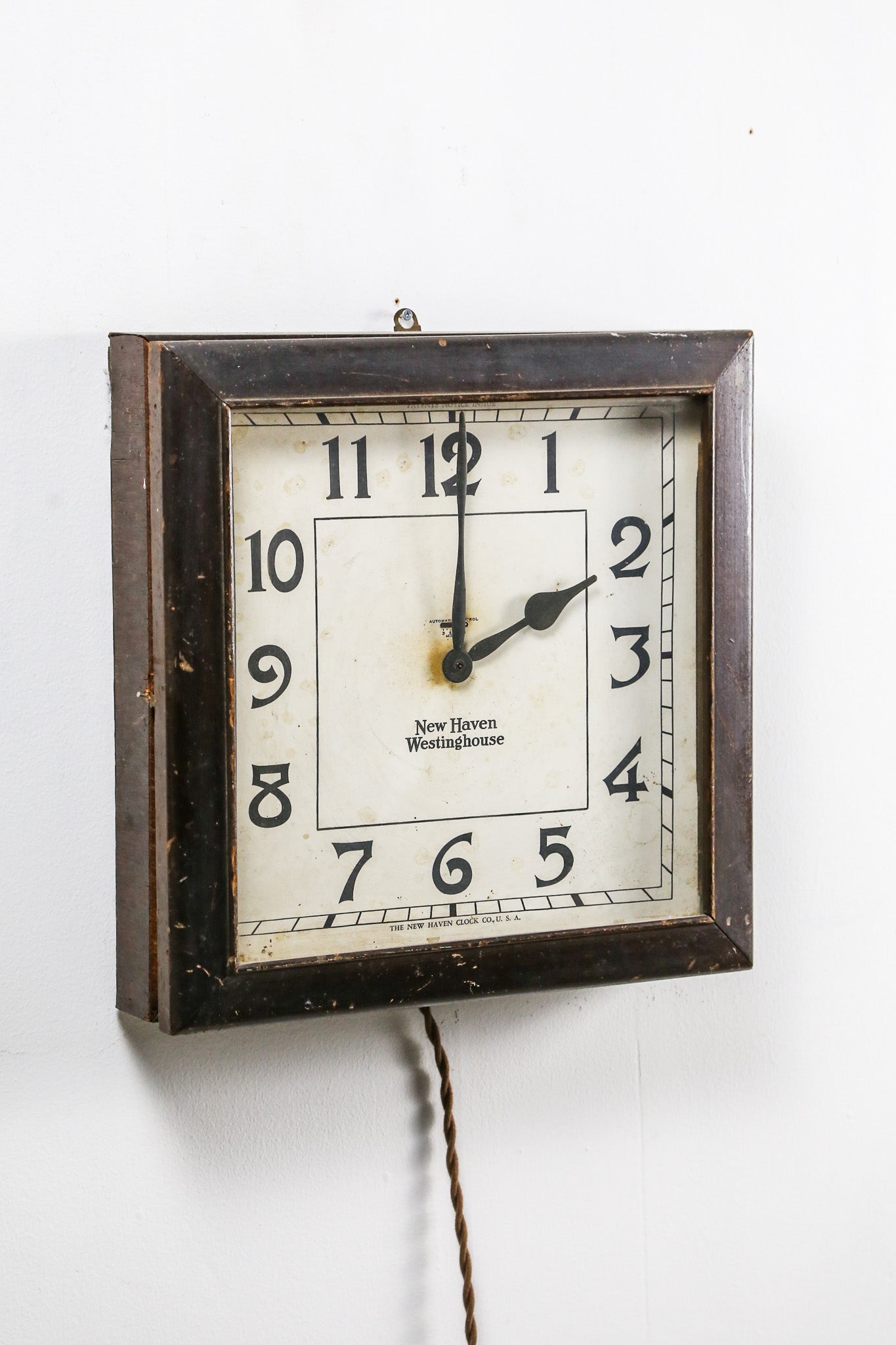 ヴィンテージ掛時計 Vintage Square Wall Clock / ビンテージ 掛け時計 – STORE IN FACTORY