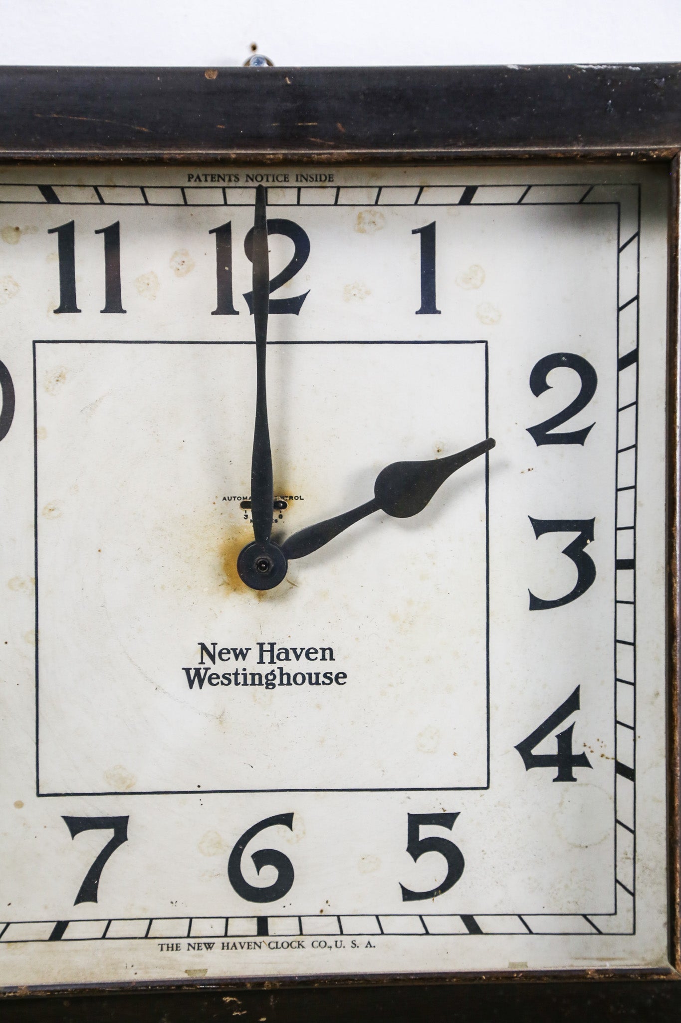 ヴィンテージ掛時計 Vintage Square Wall Clock / ビンテージ 掛け時計 – STORE IN FACTORY