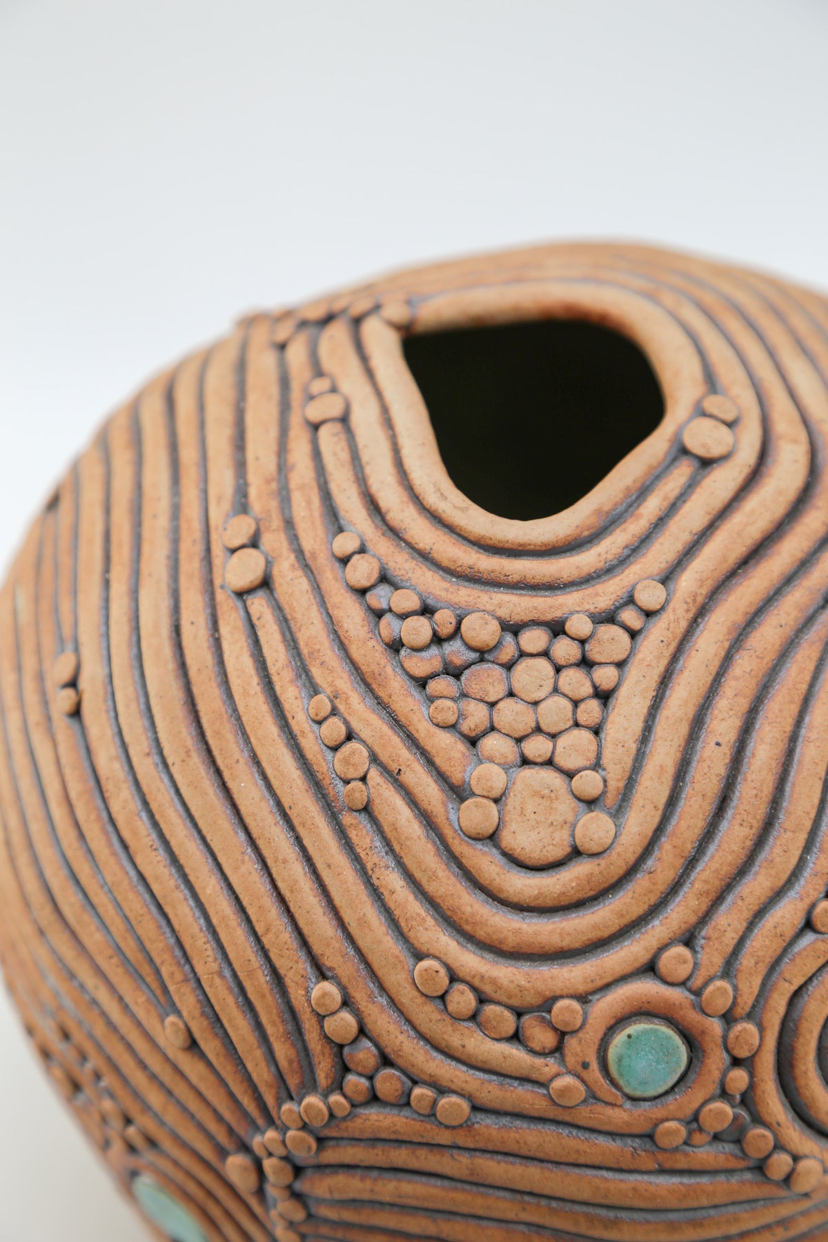 Organic Studio Pottery Sphere Vase / アメリカ買付 陶工アート オブジェ花器