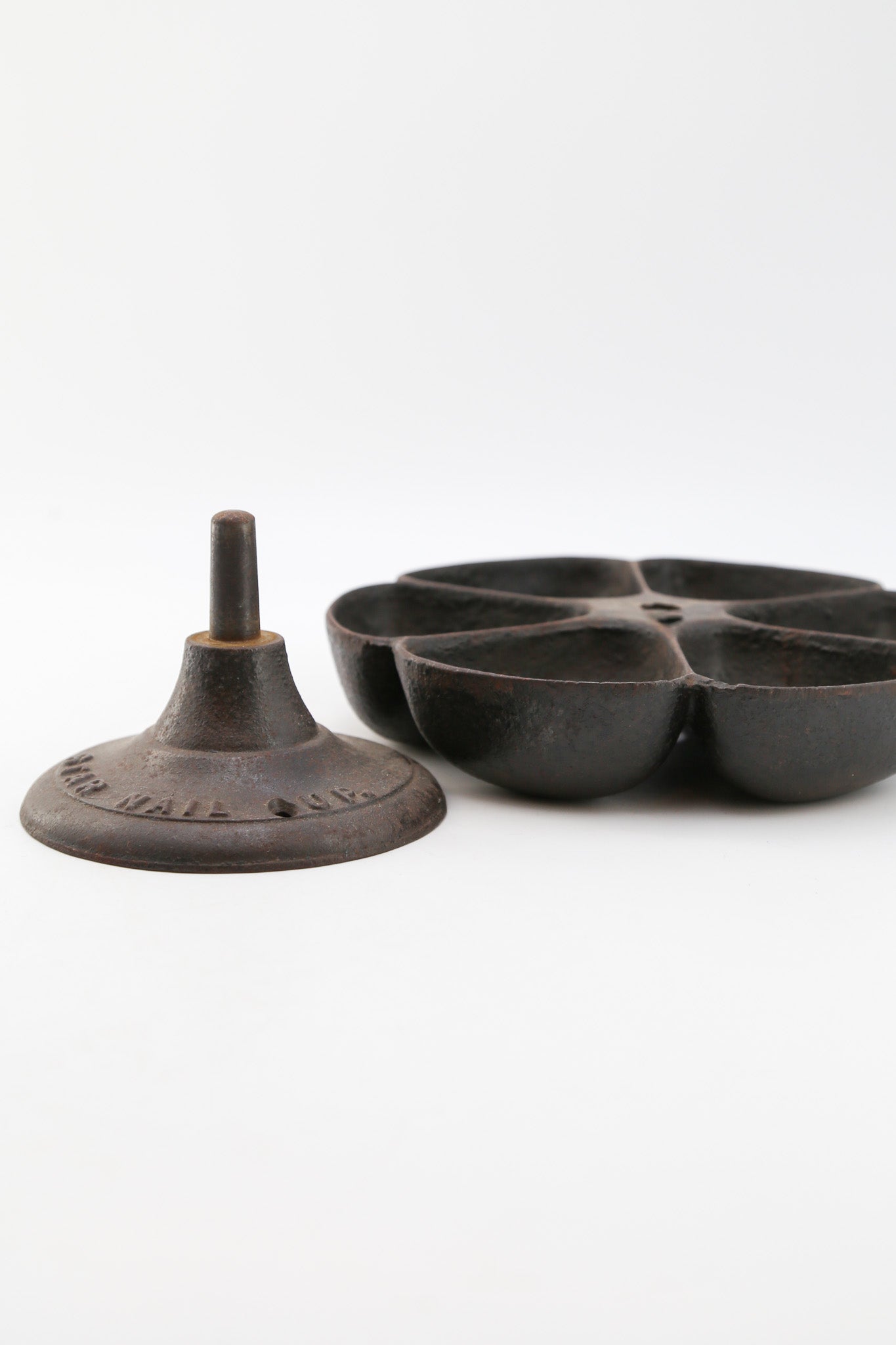 Star Nail Cup / 鋳鉄製ネイルカップ – STORE IN FACTORY Online