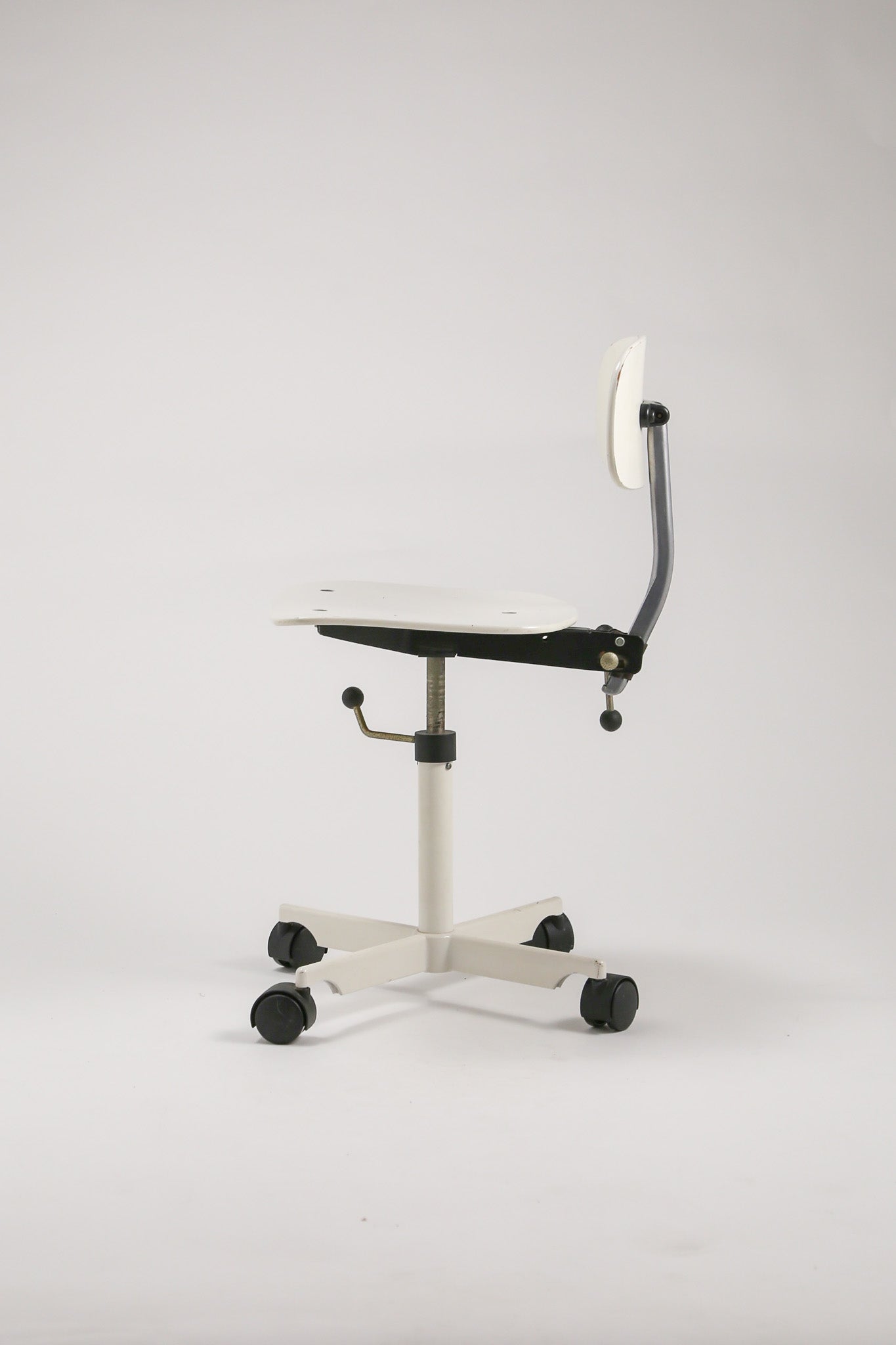 Kevi Desk Chair / Kevi デスクチェア