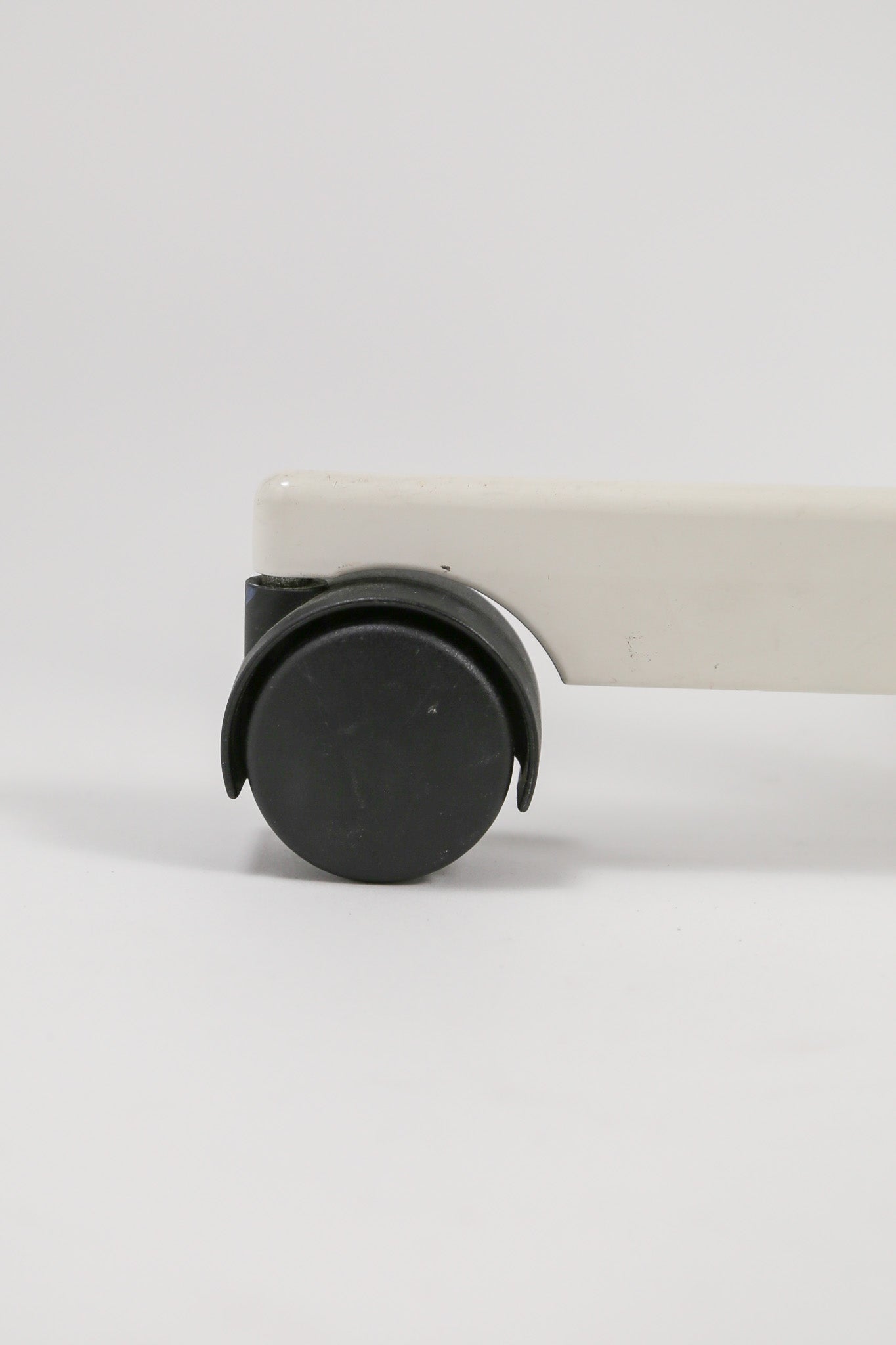 Kevi Desk Chair / Kevi デスクチェア