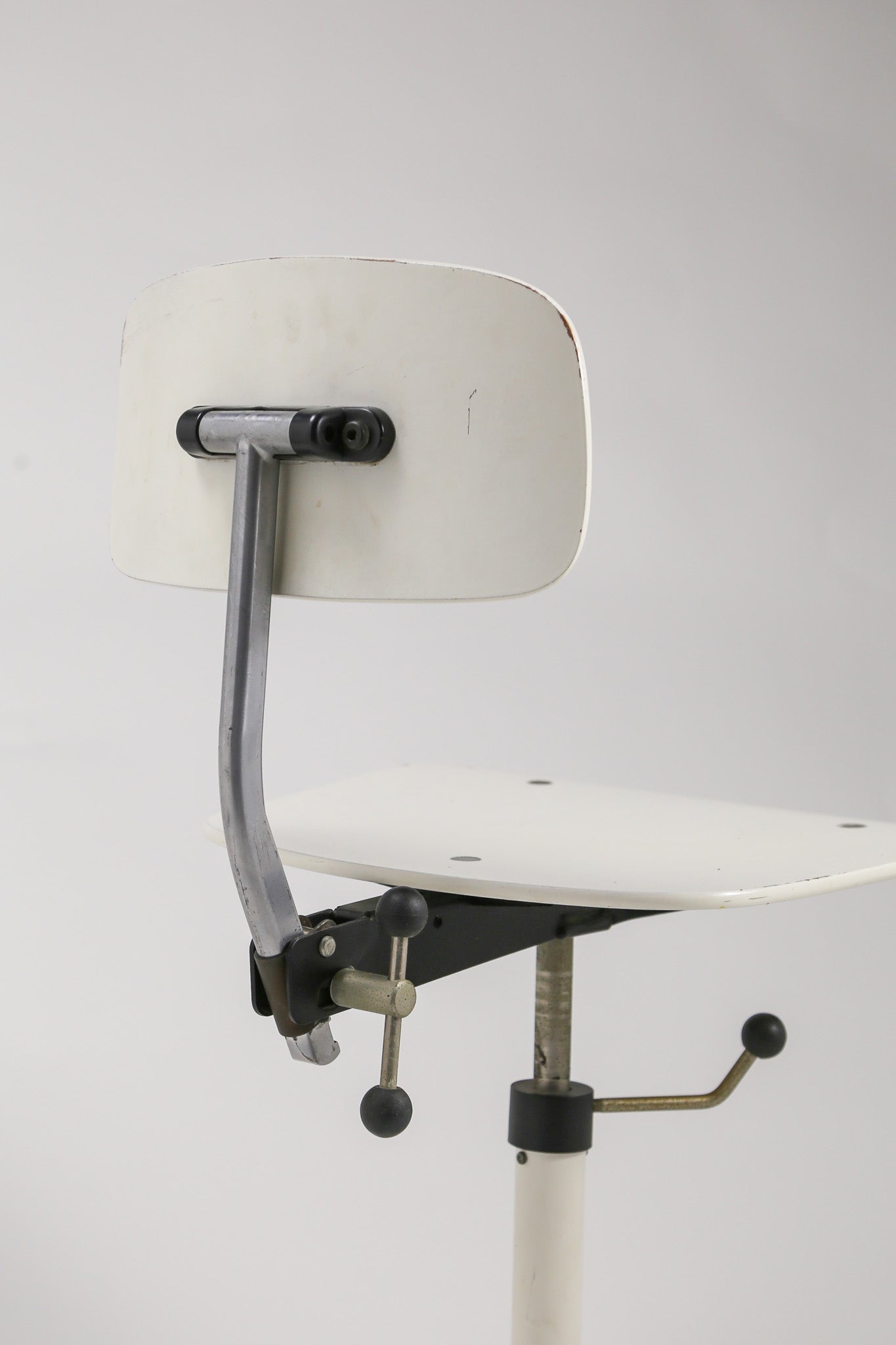 Kevi Desk Chair / Kevi デスクチェア