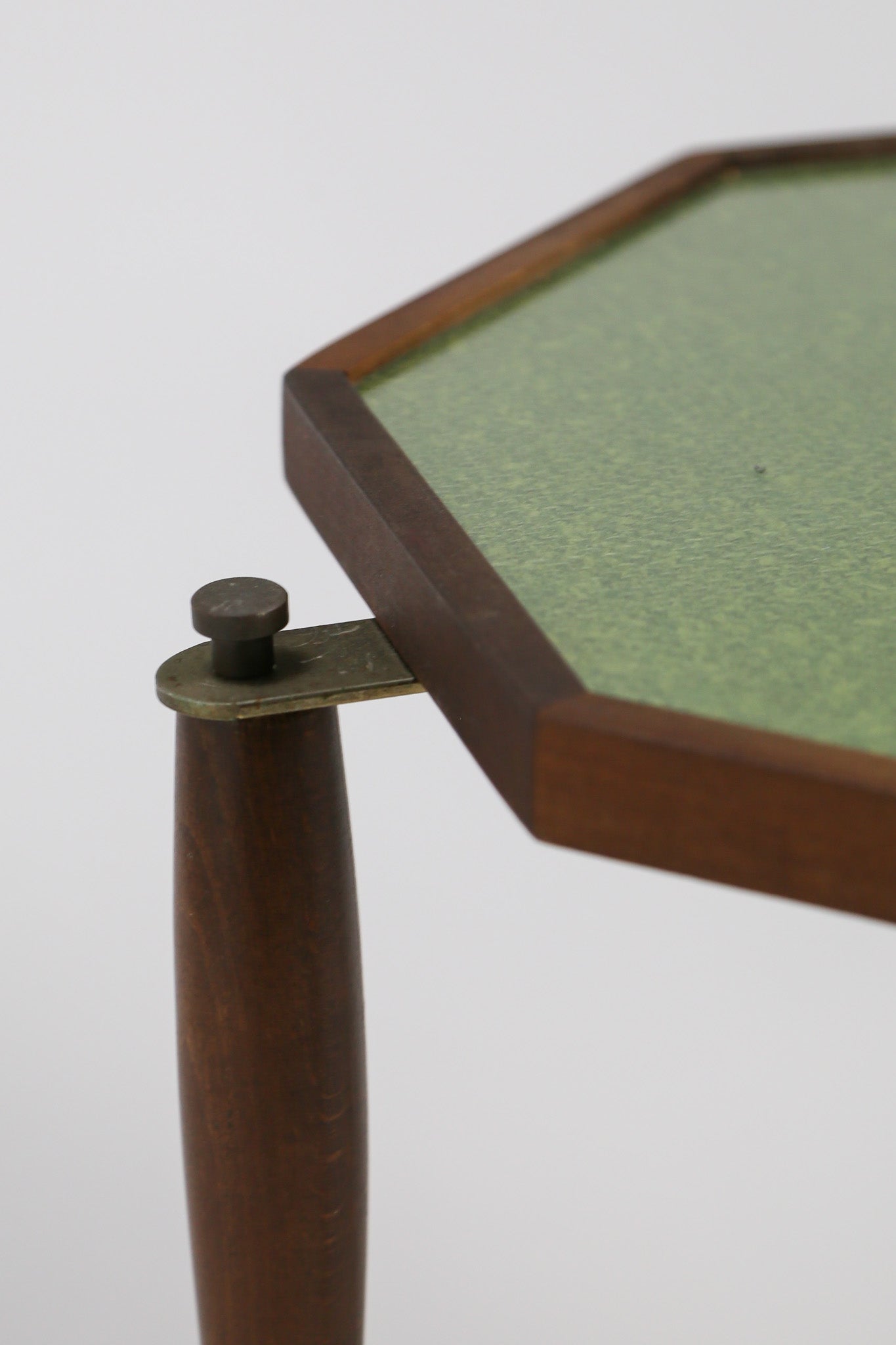 Octagonal Side Table / 八角形サイドテーブル