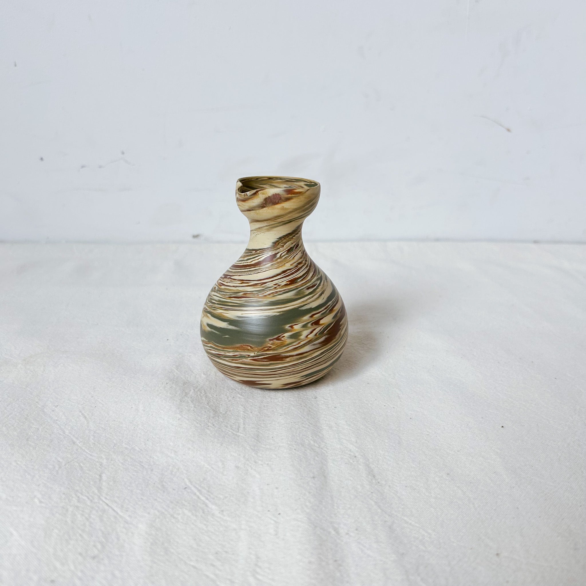 Marble Pottery sake bottle / 練り込みのとっくり