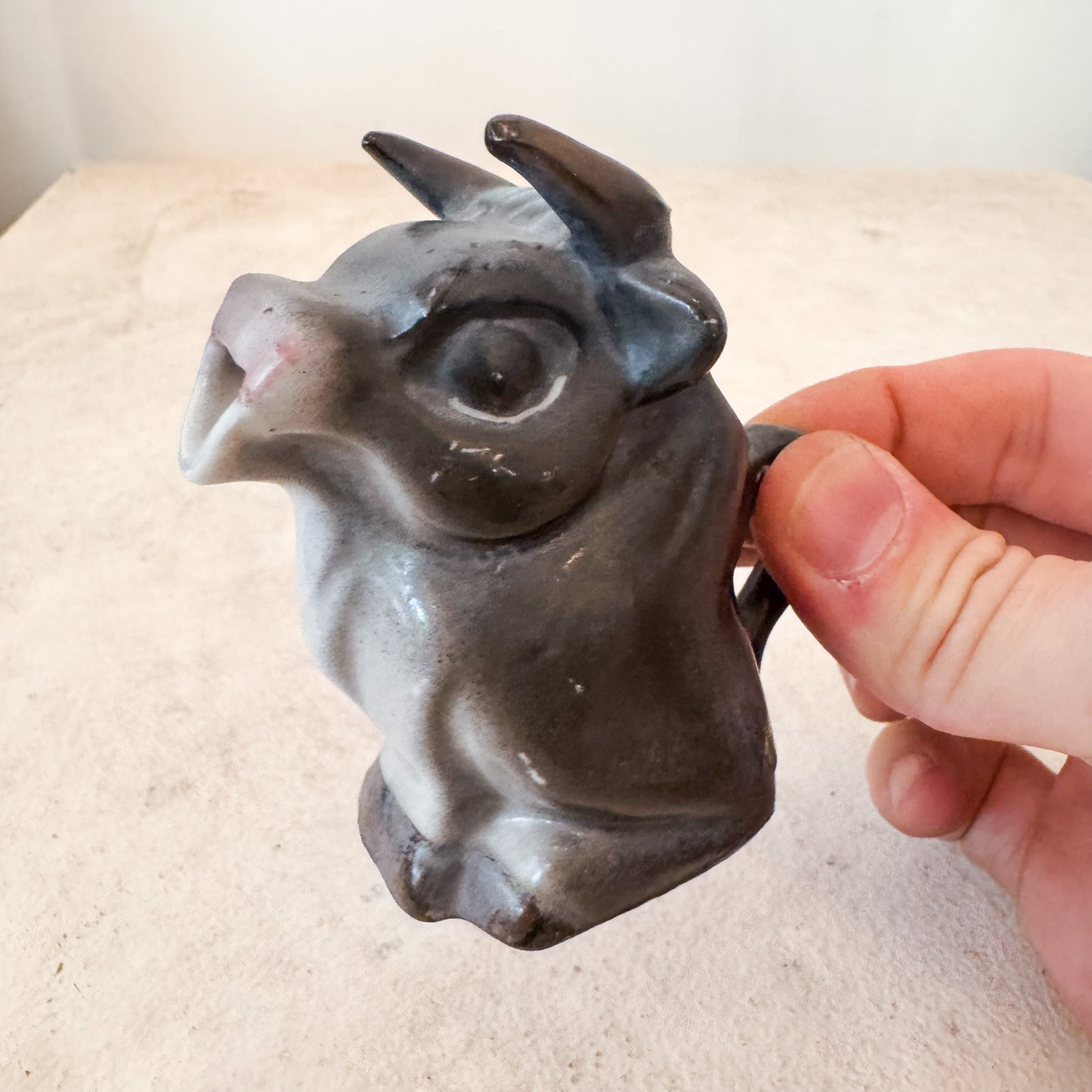 Pottery Caw pitcher / 陶器の牛ピッチャー