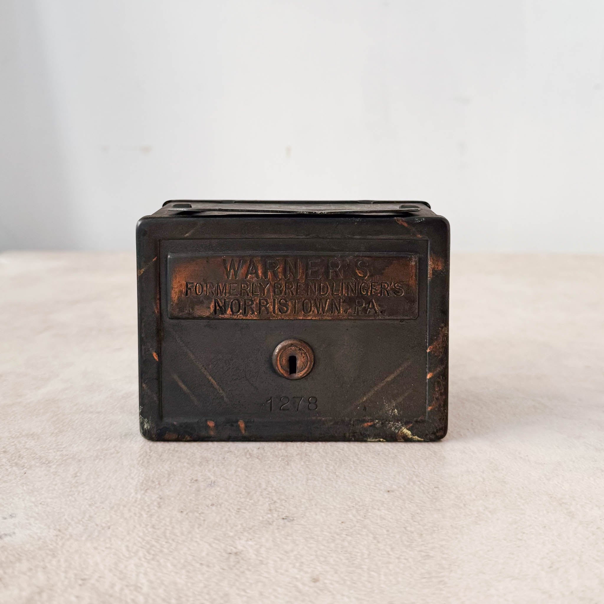 1900s Steel Safety Bank / 1900年代スチール貯金箱
