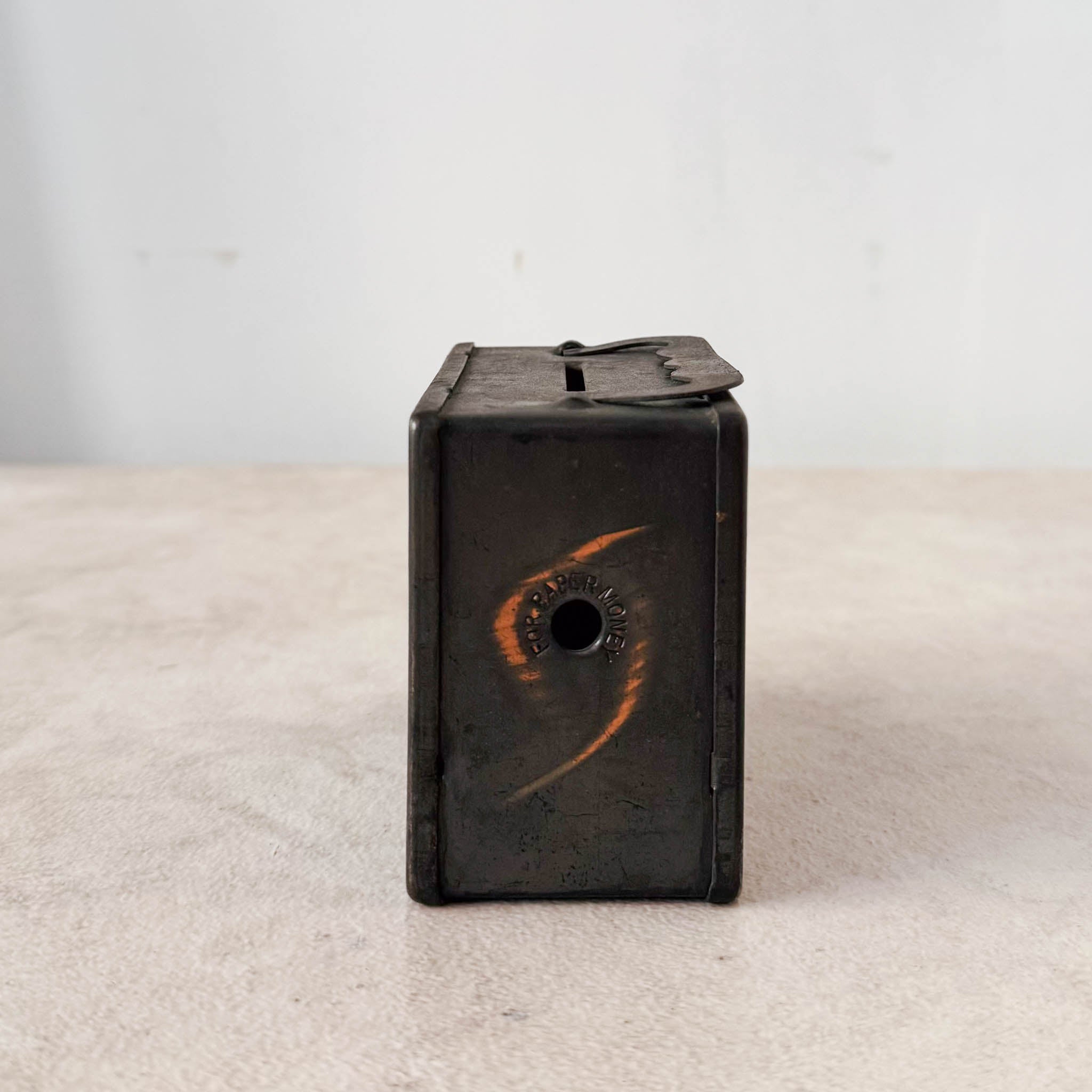 1900s Steel Safety Bank / 1900年代スチール貯金箱