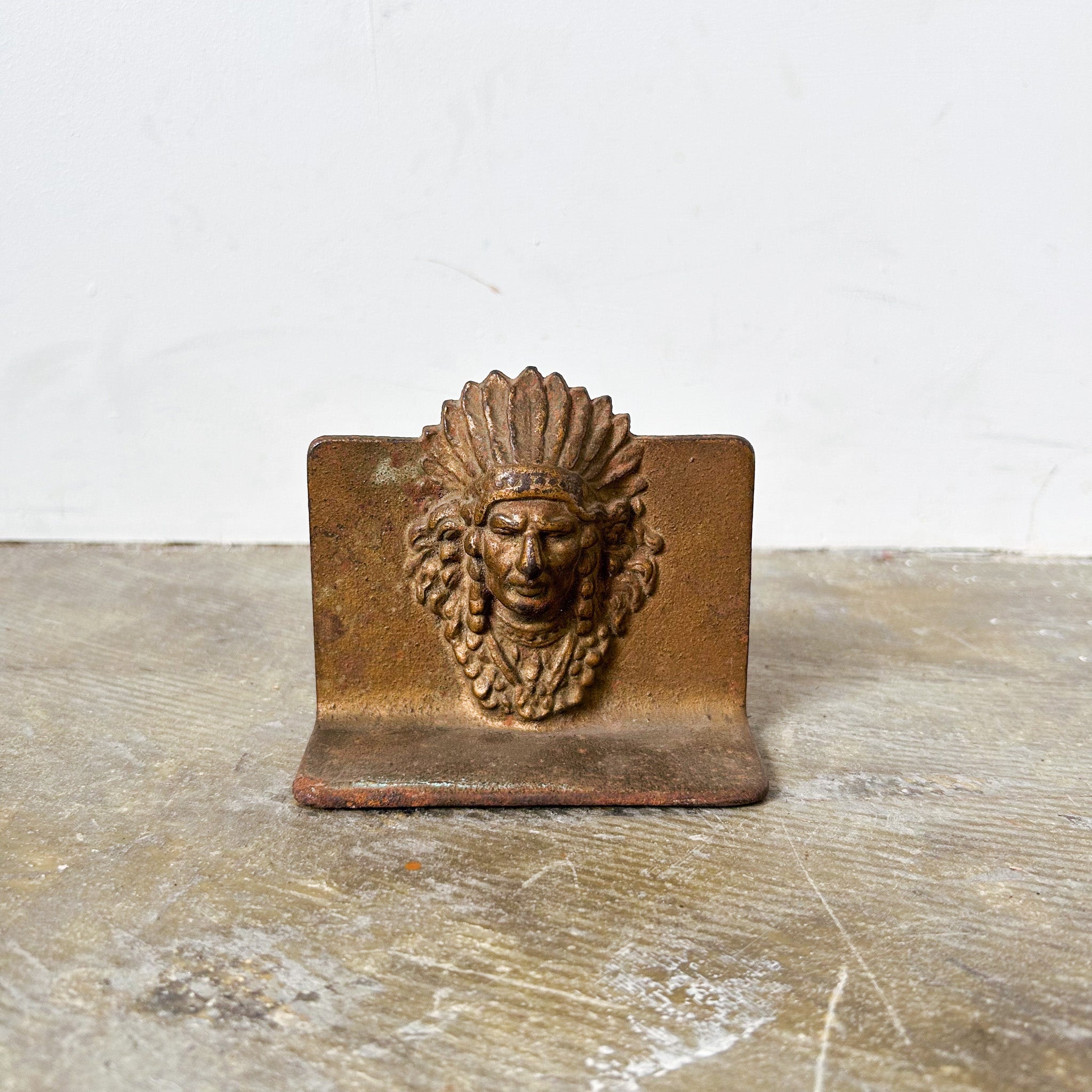 Indian Bookend / インディアンのブックエンド