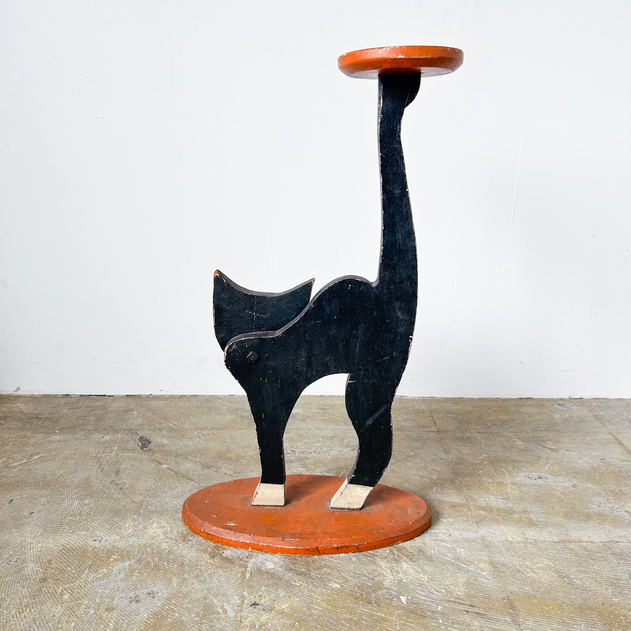 Wooden Cat Stand / 木製猫のスタンド