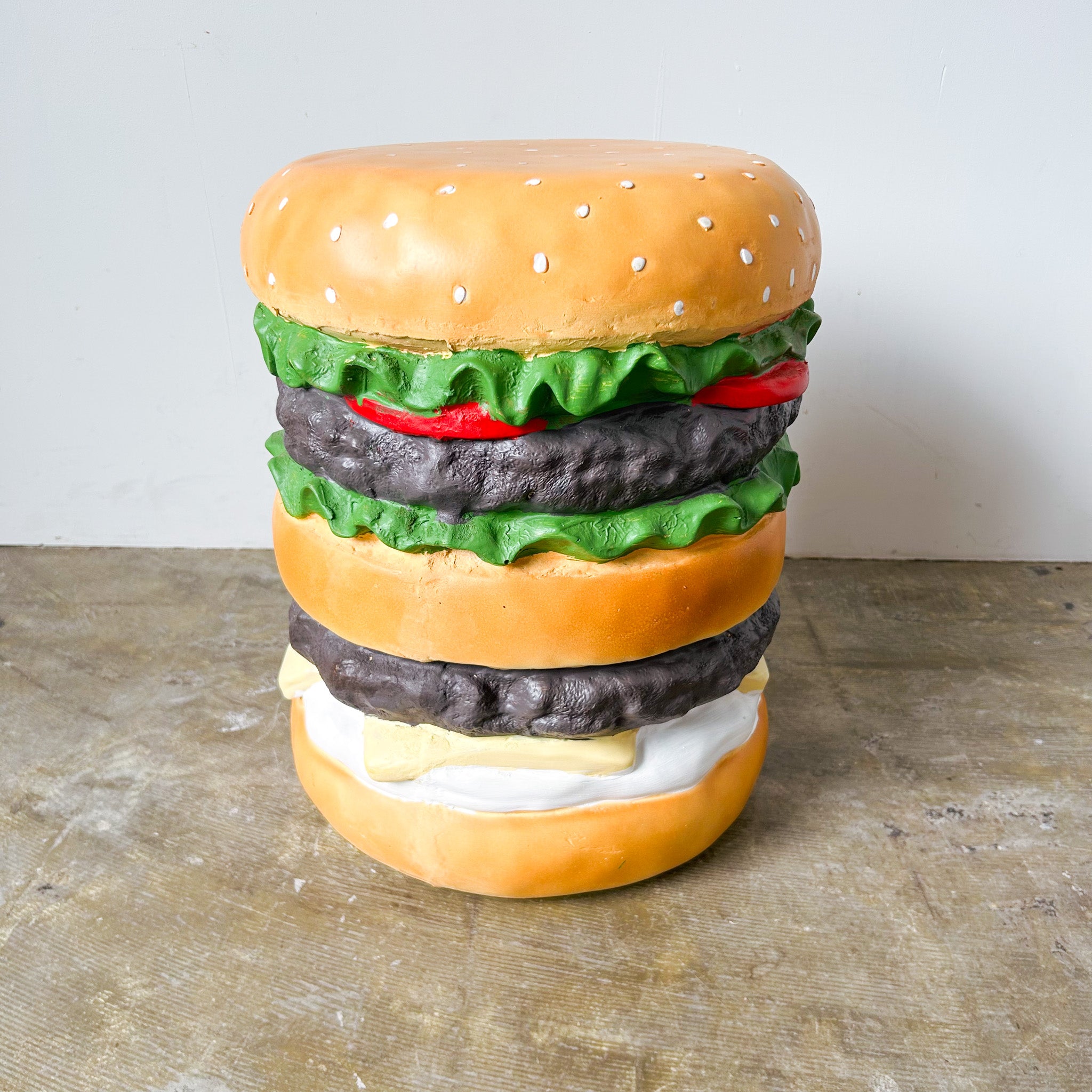 Hamburger Stool / ハンバーガーのスツール