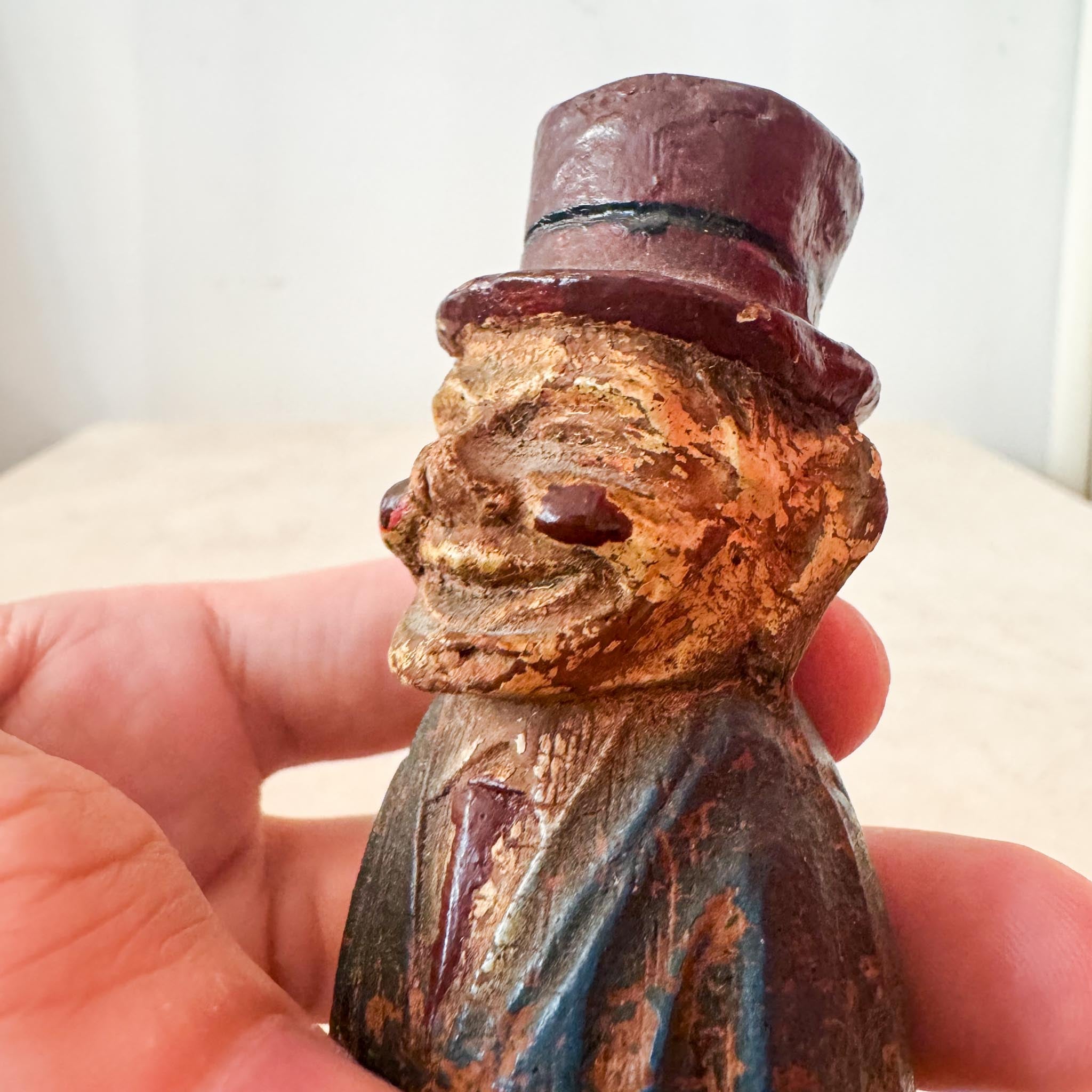 Rwsin Gentleman Figurine /樹脂製紳士のフィギュア