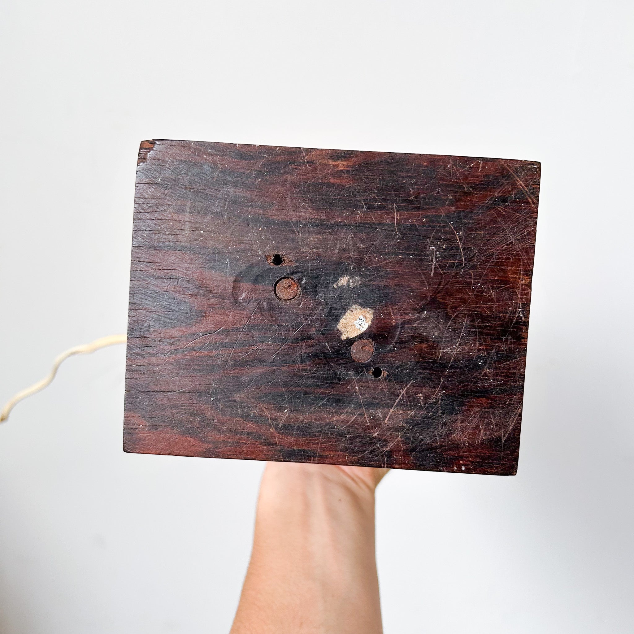 Hand Sign Lamp / ハンドサインのテーブルランプ