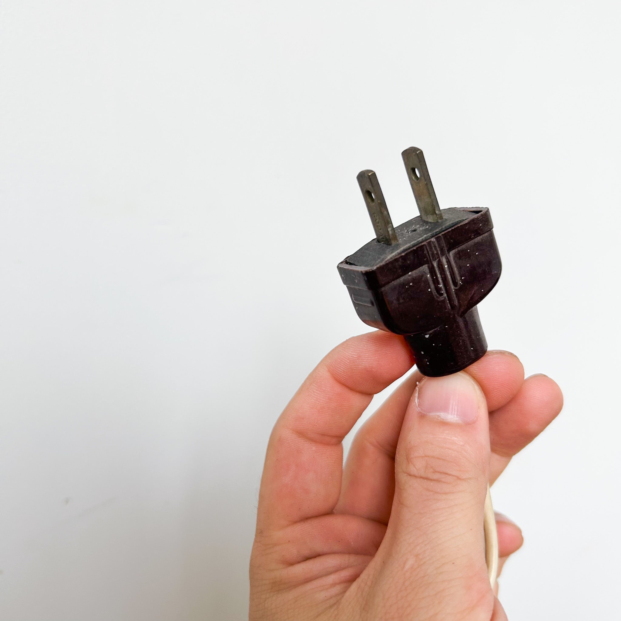 Hand Sign Lamp / ハンドサインのテーブルランプ