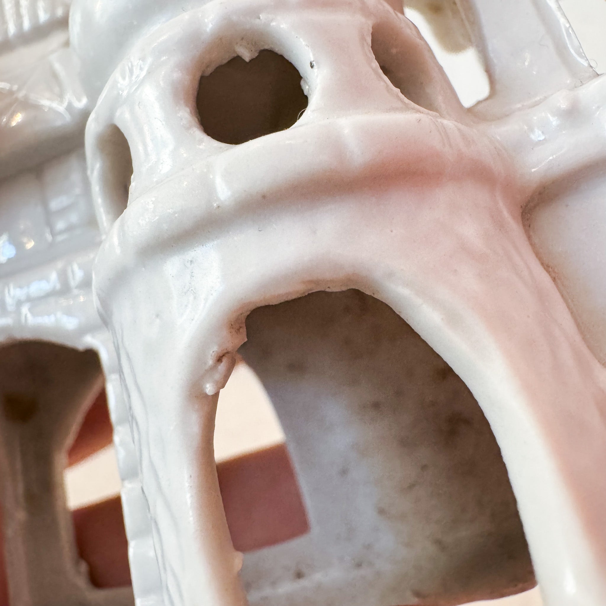 Ceramic Castle Figurine / セラミックお城のオブジェ