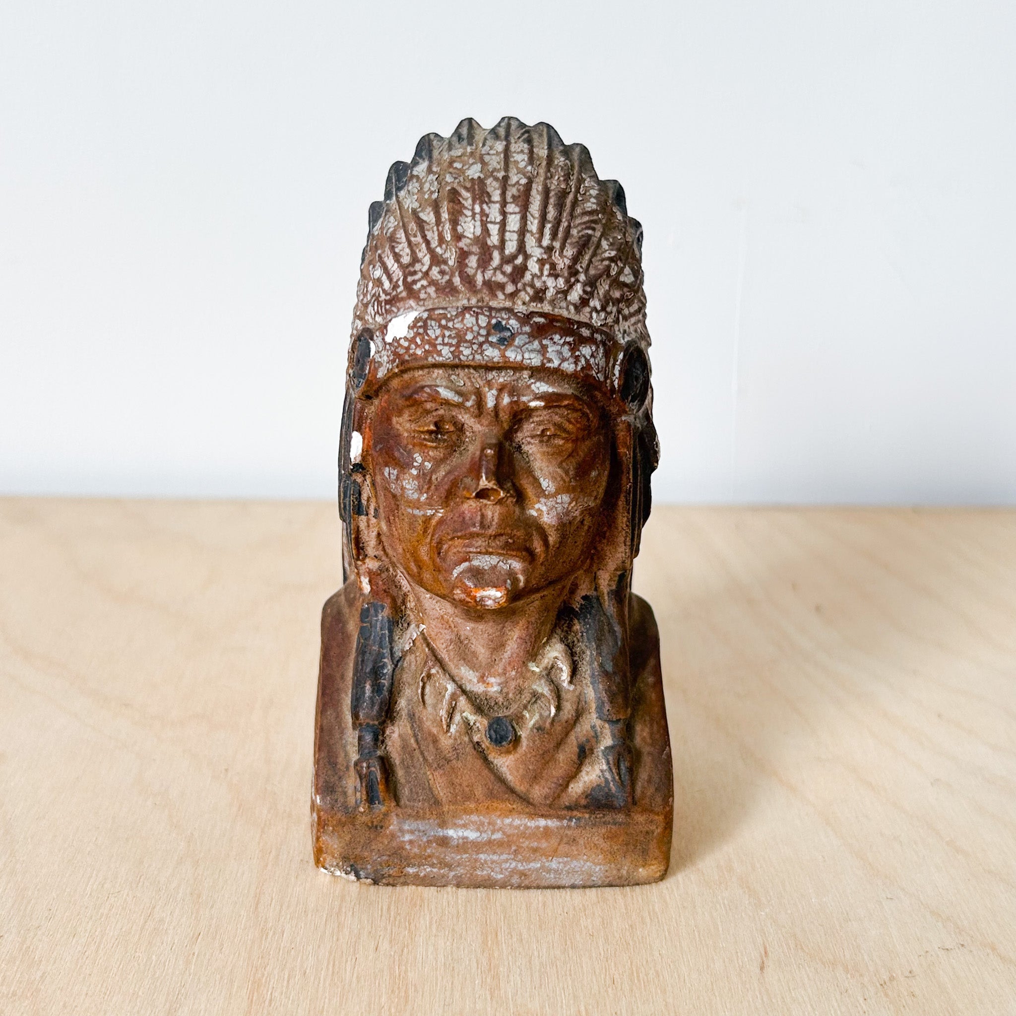 Native American Statue / ネイティブアメリカンの胸像