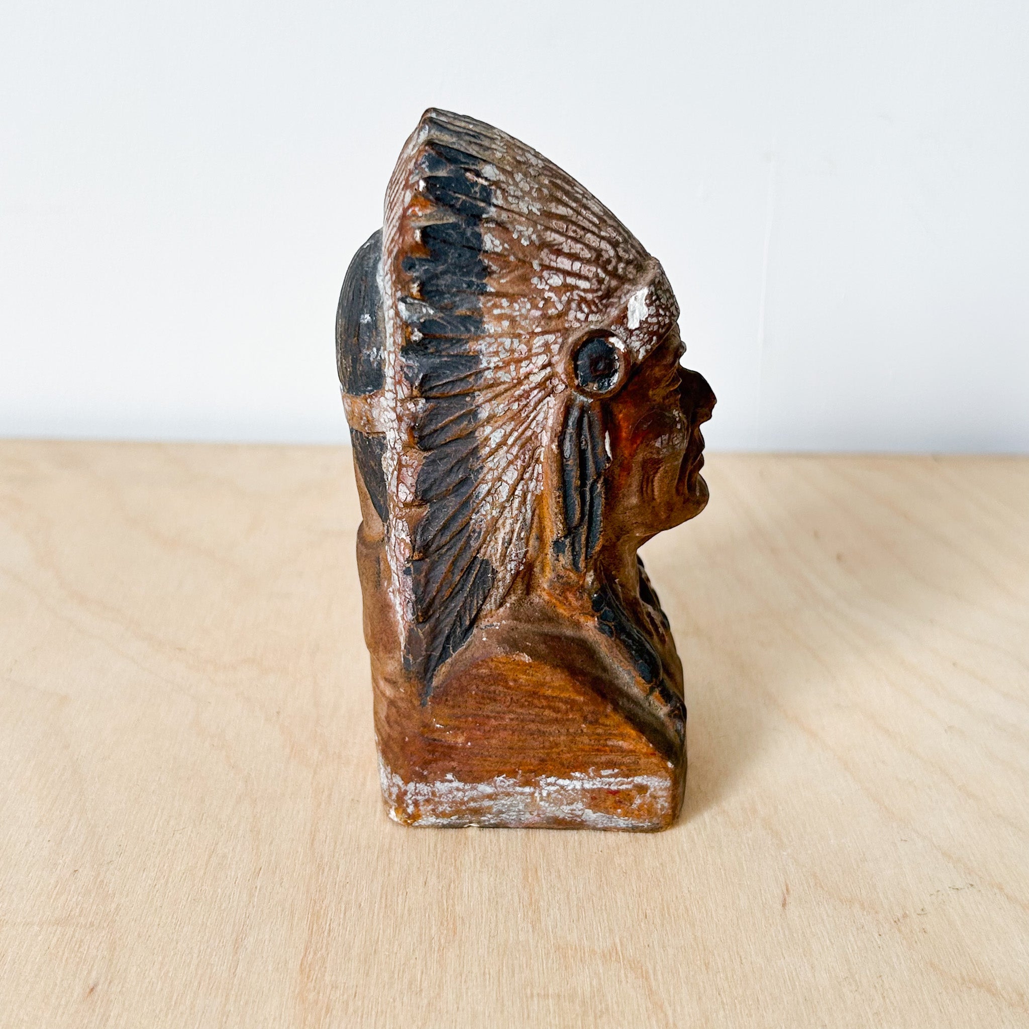 Native American Statue / ネイティブアメリカンの胸像
