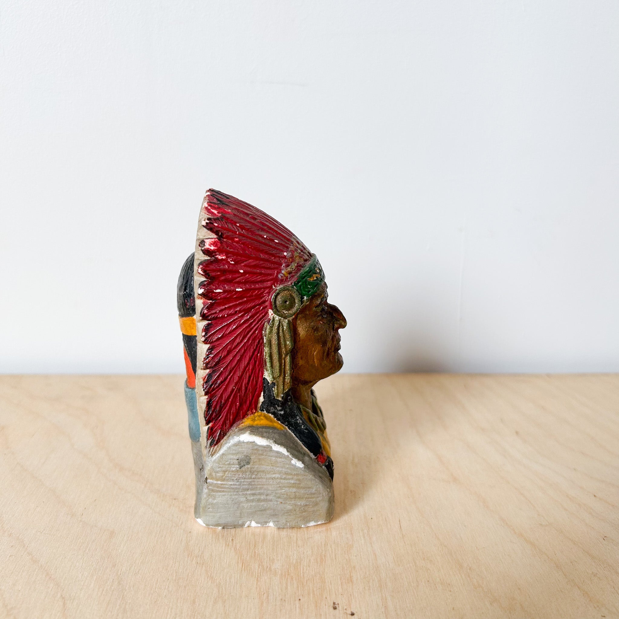 Native American Statue / ネイティブアメリカンの置物