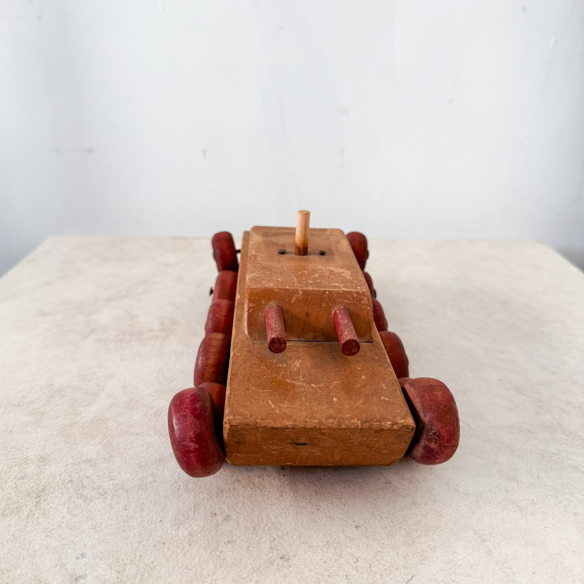 Wooden Tank Toy / 木製戦車のおもちゃ