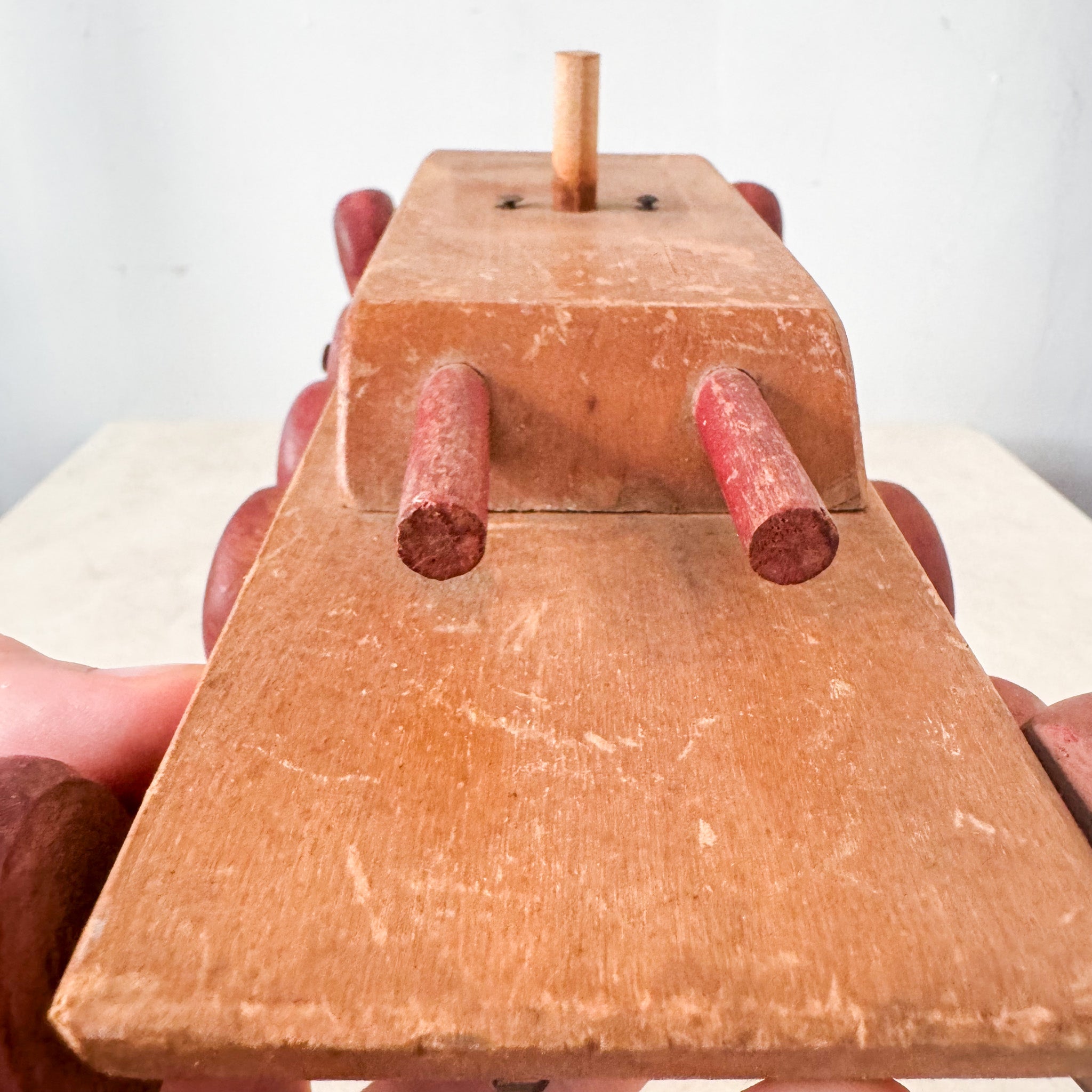 Wooden Tank Toy / 木製戦車のおもちゃ