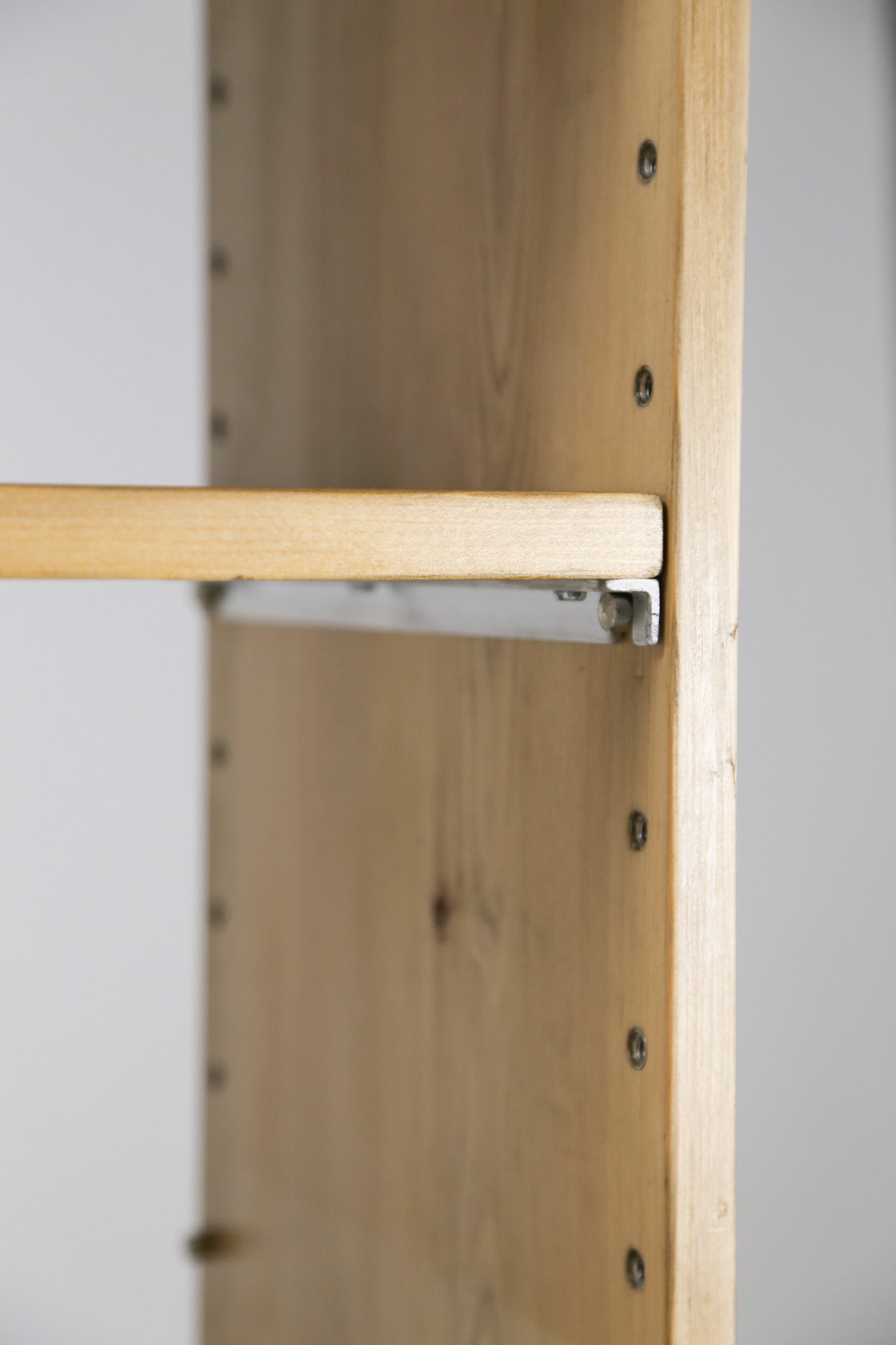 Plywood & Metal Pipe Tall Shelf / 合板とメタルパイプのトールシェルフ