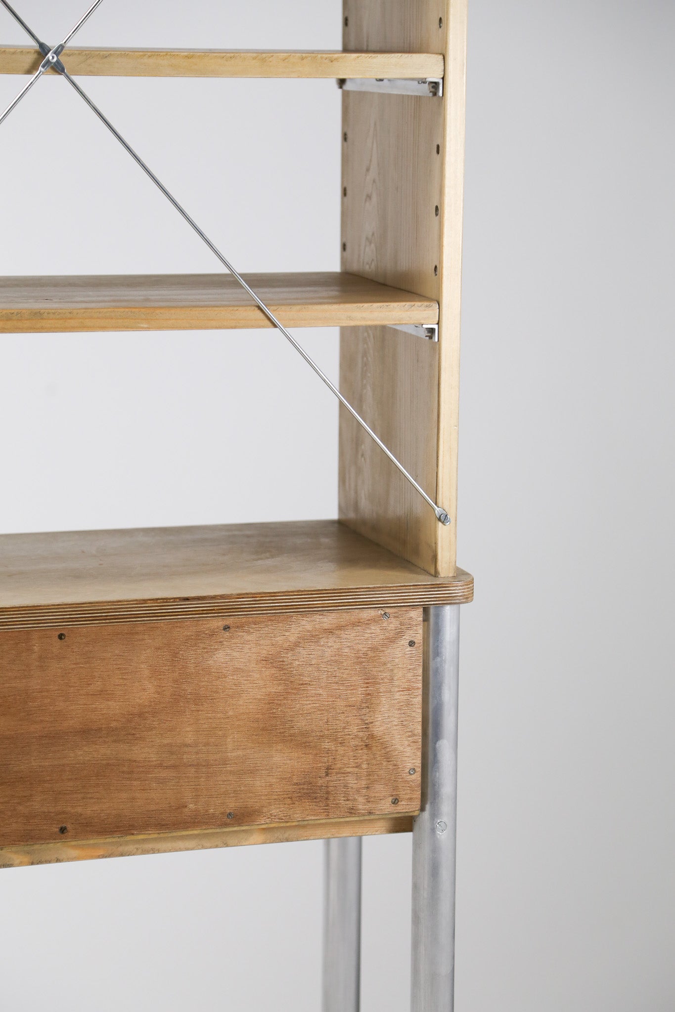 Plywood & Metal Pipe Tall Shelf / 合板とメタルパイプのトールシェルフ