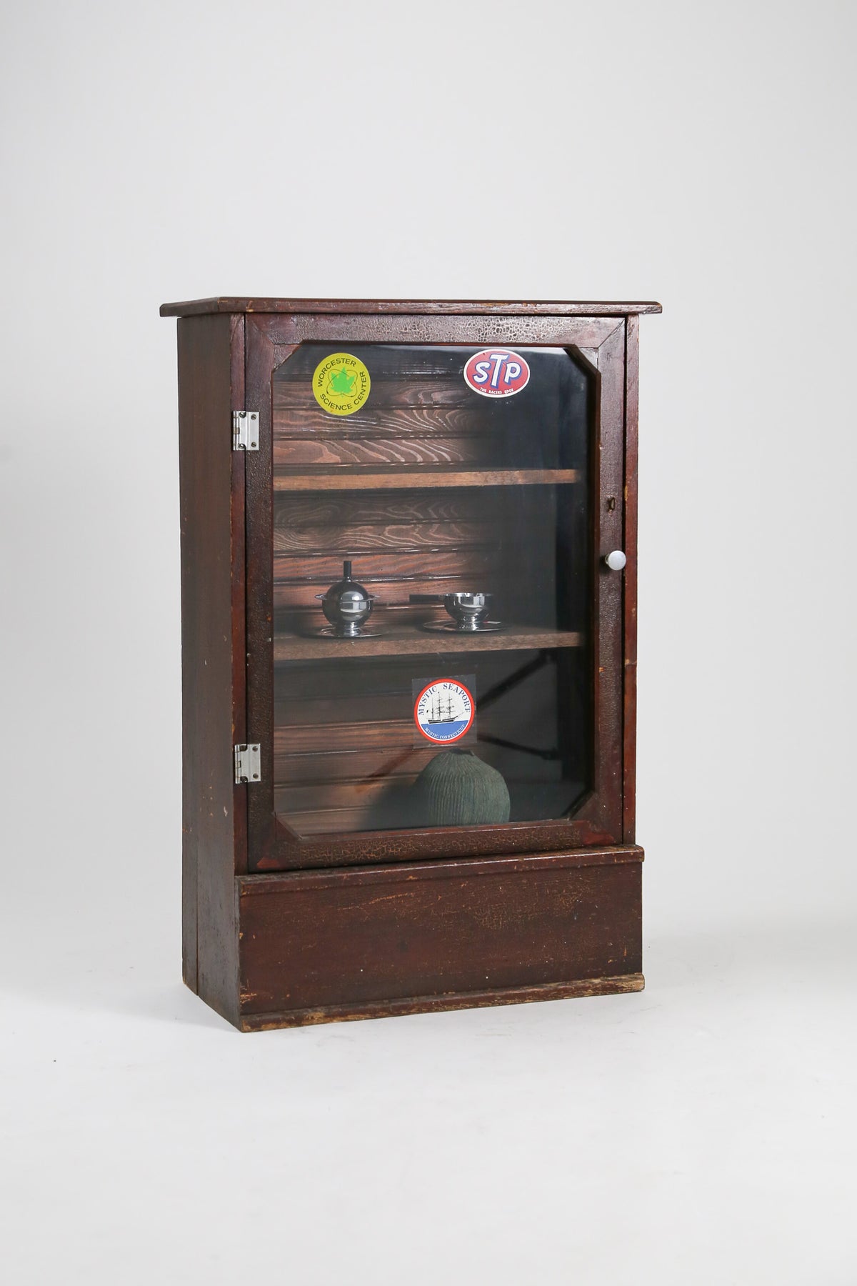 Vintage Glass Door Cabinet / ヴィンテージ ガラス扉キャビネット