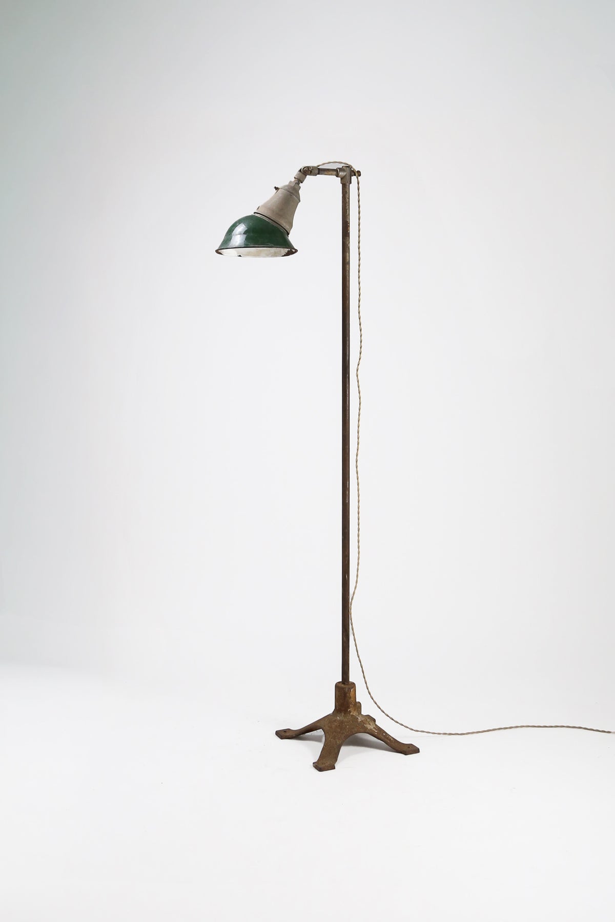 Vintage Industrial Floor Lamp / ヴィンテージ インダストリアル フロアランプ